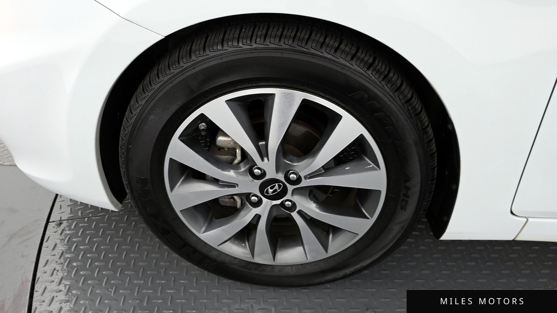 Hyundai Accent 2015 — миниатюра 5