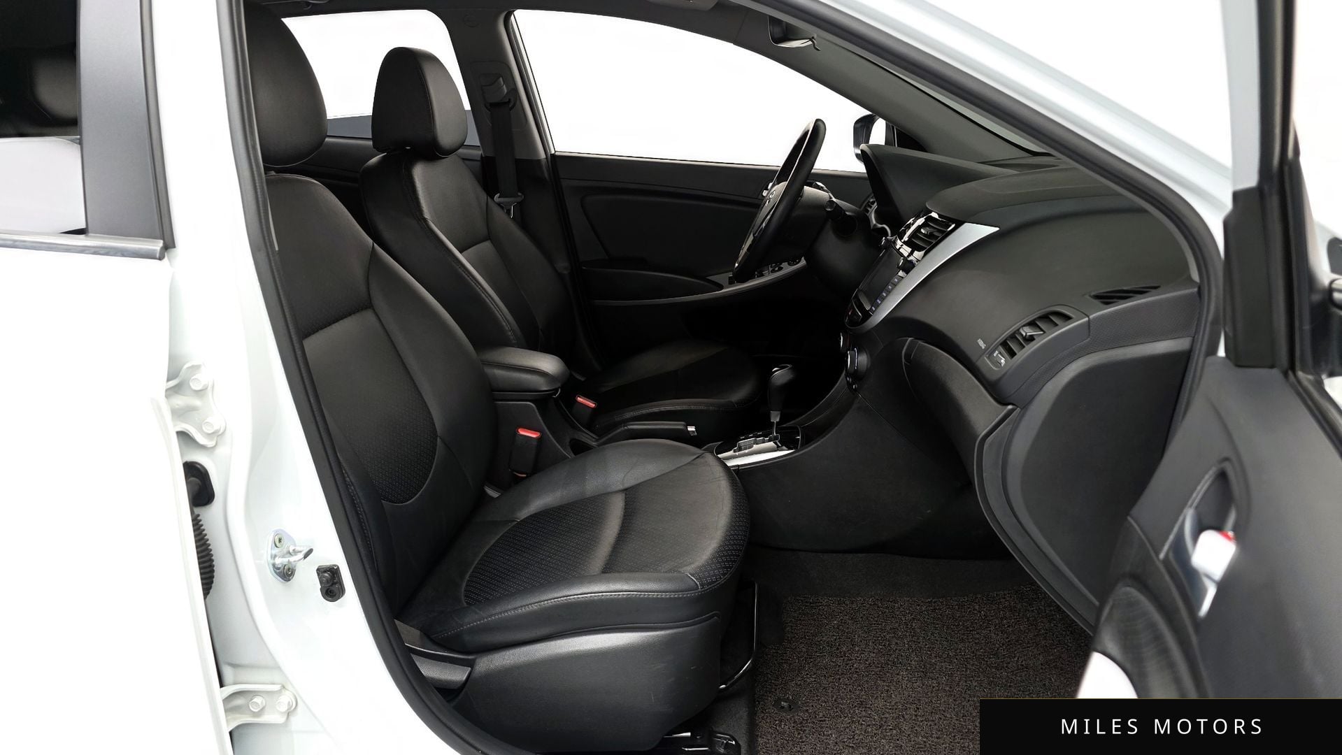 Hyundai Accent 2015 — миниатюра 11