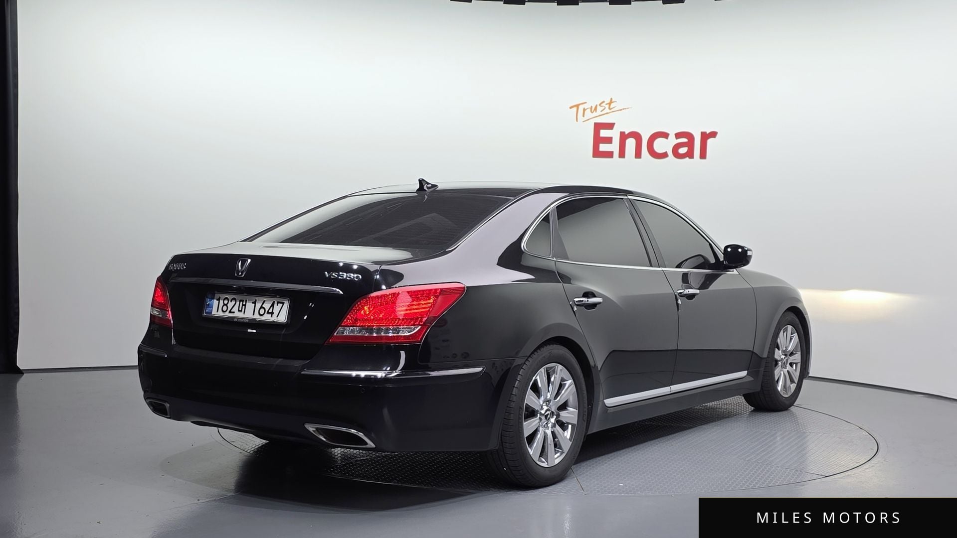 Hyundai Equus 2010 — миниатюра 2