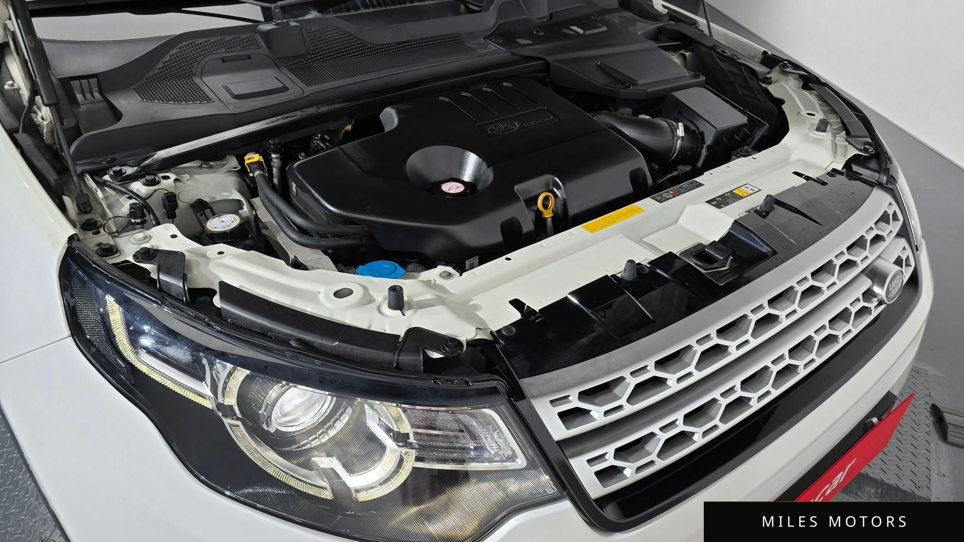 Land Rover Discovery Sport 2016 — миниатюра 6
