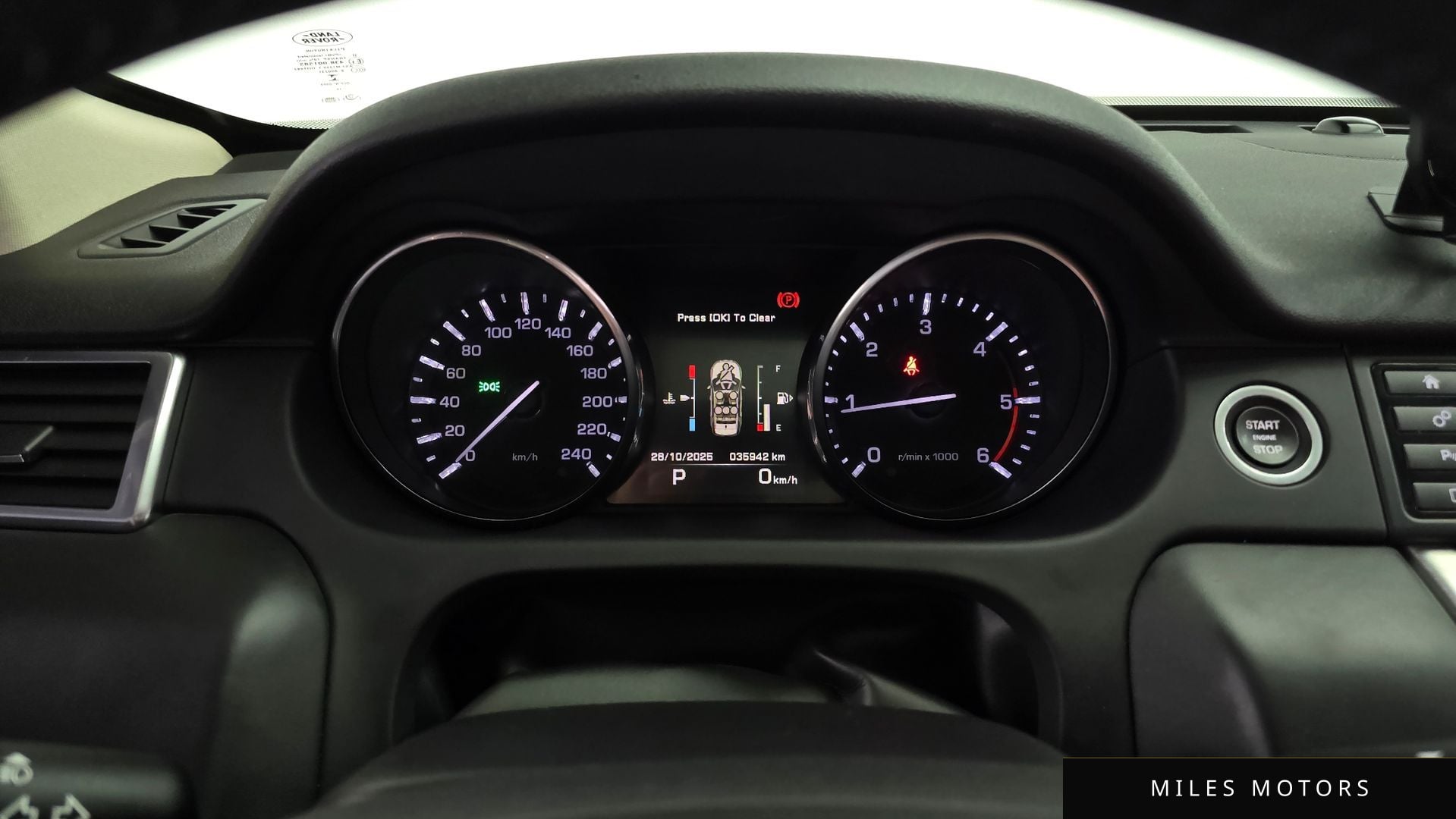 Land Rover Discovery Sport 2016 — миниатюра 8