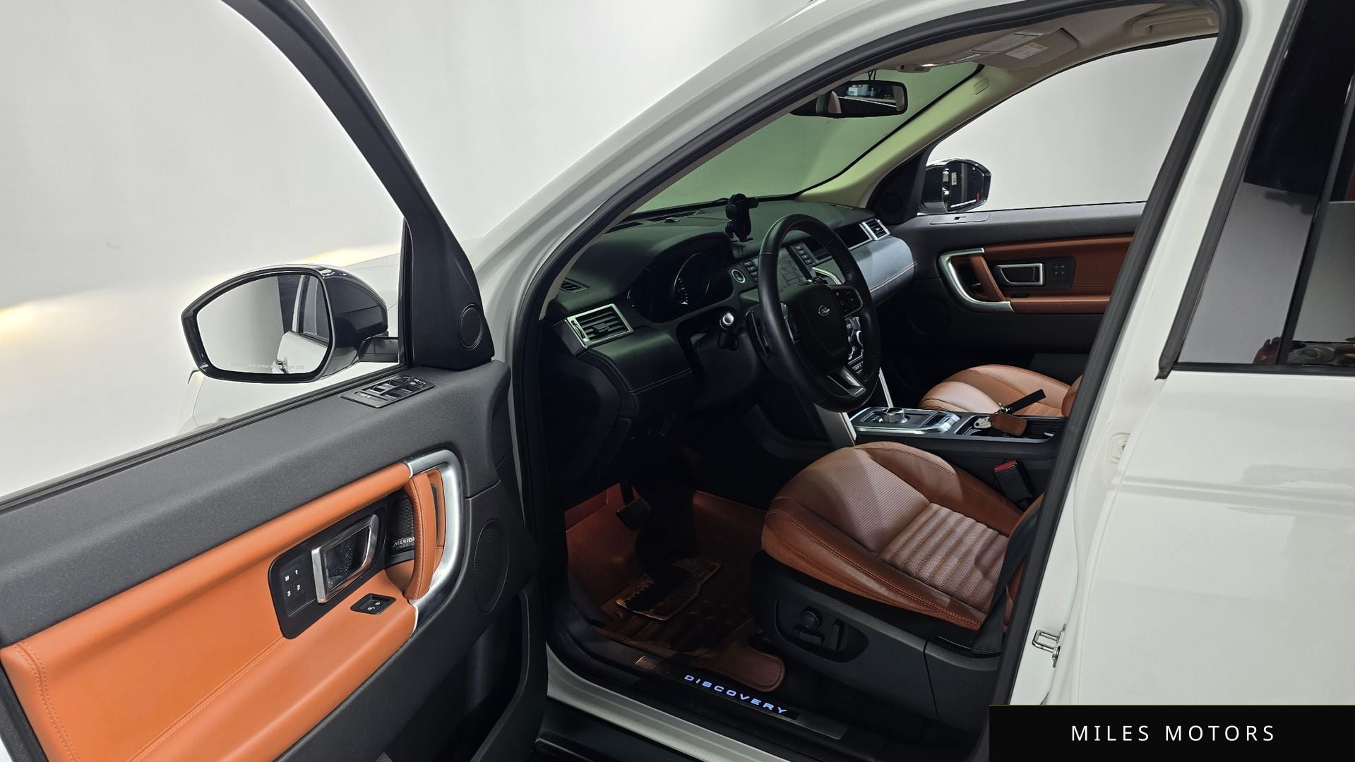 Land Rover Discovery Sport 2016 — миниатюра 10