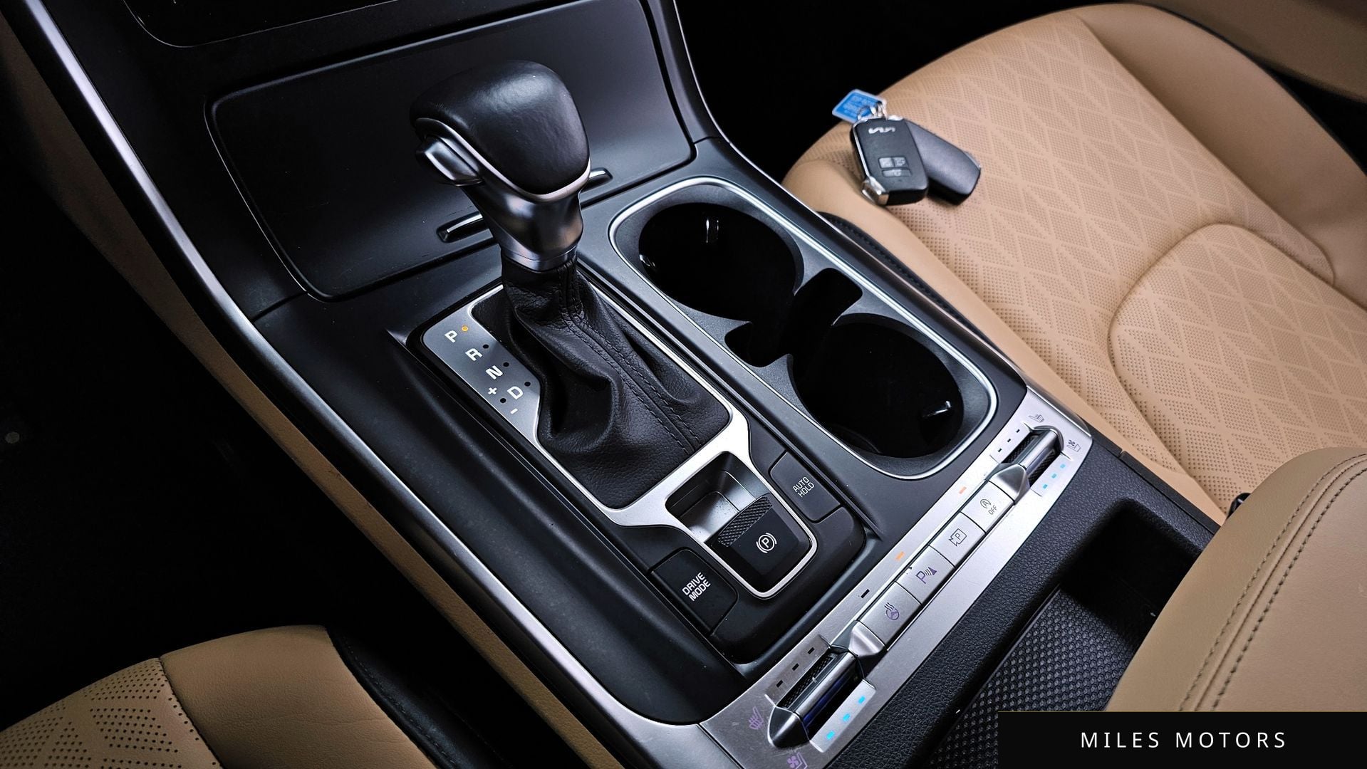 Kia Carnival 2023 — миниатюра 9