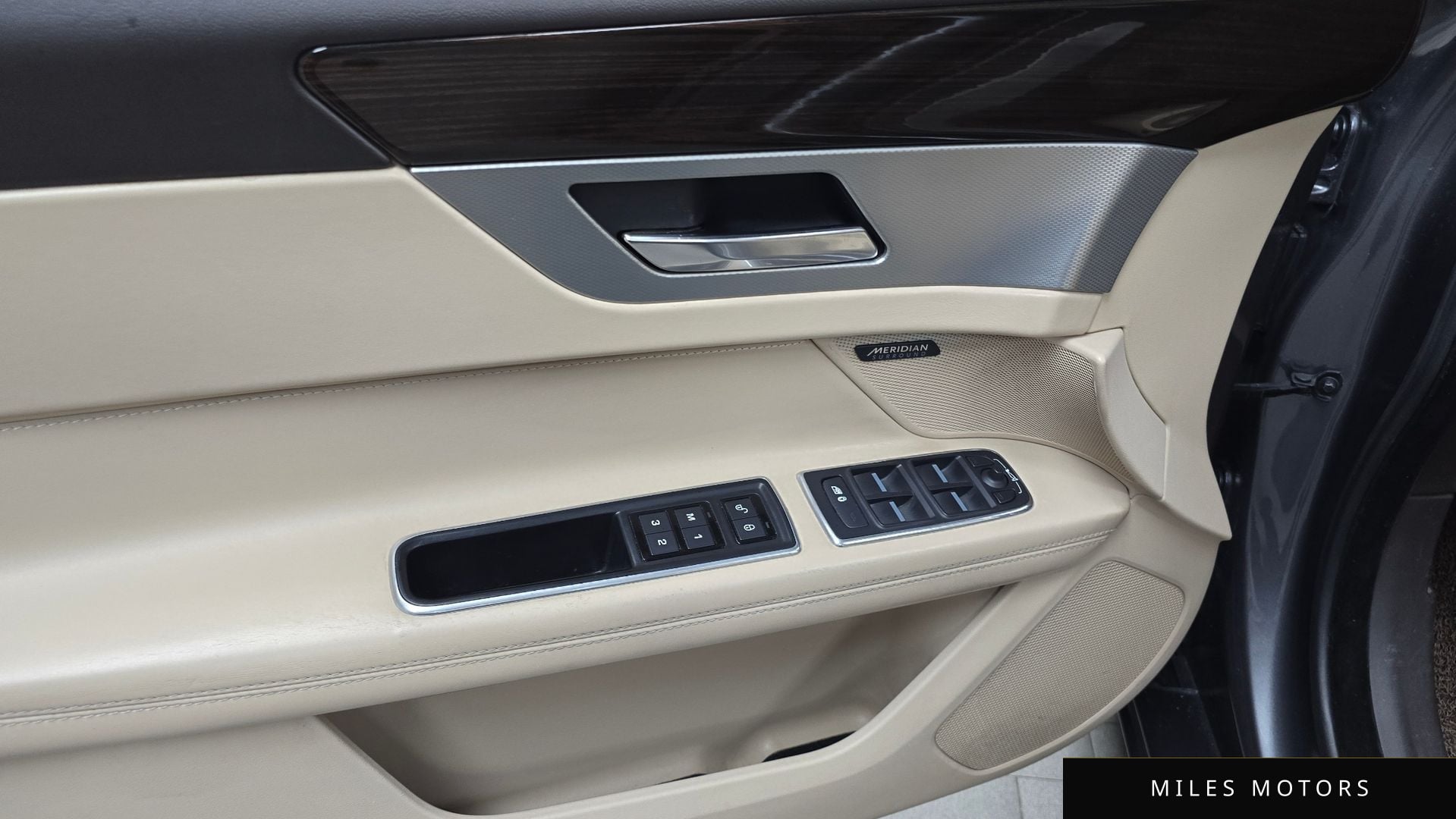 Jaguar XF (X260) 2017 — миниатюра 16