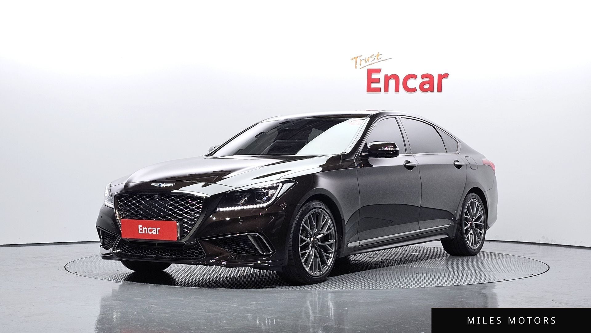 Genesis G80 2018 — фото 1 из 12