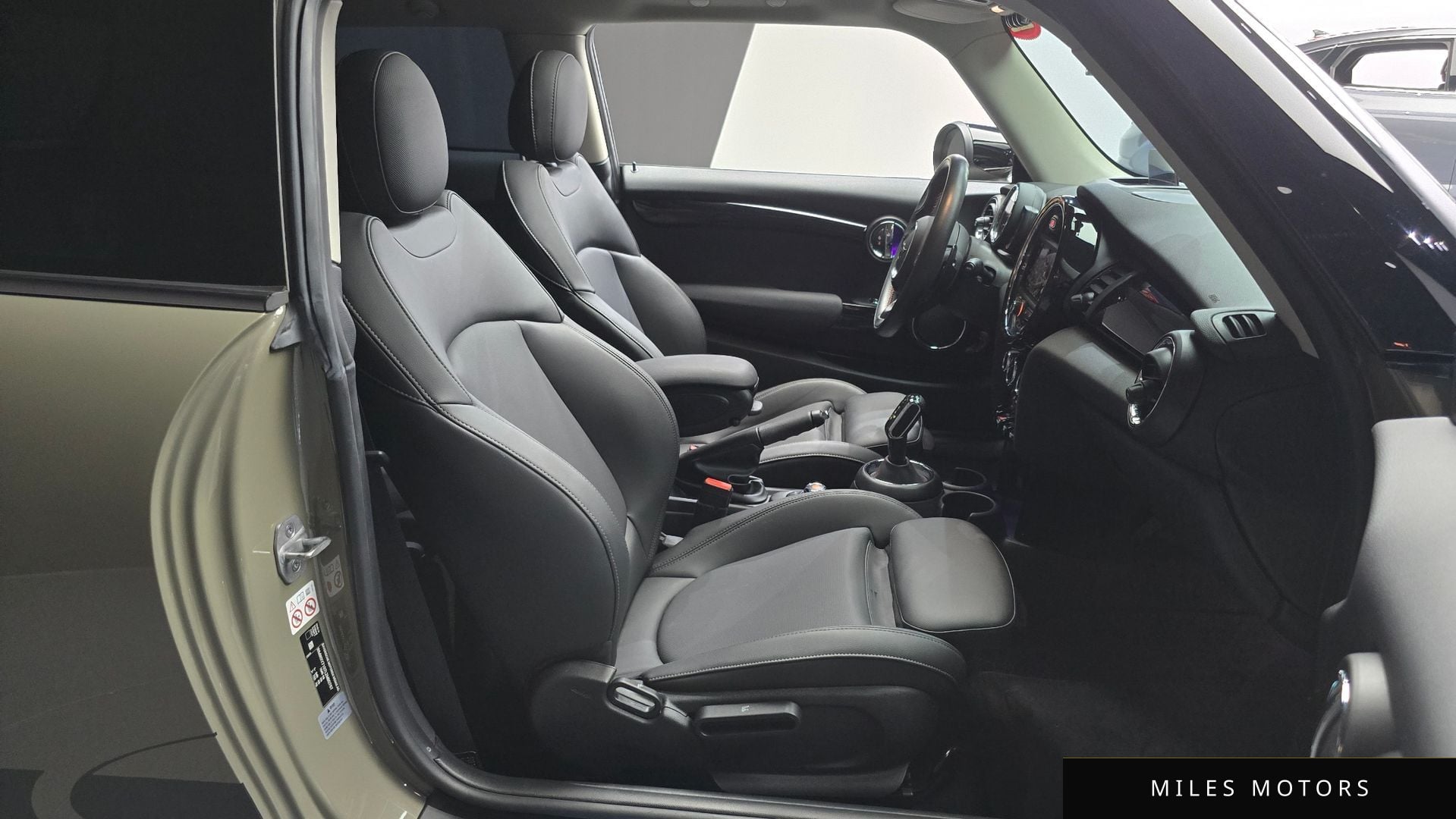 MINI Cooper S 2020 — миниатюра 10