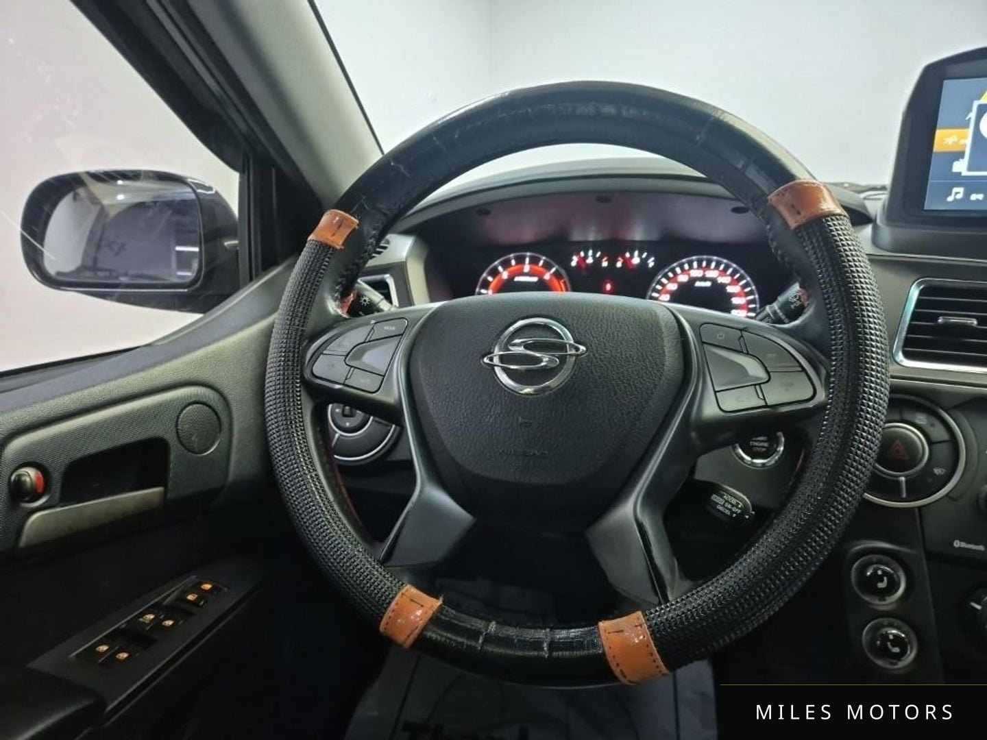 KG Mobility KORANDO 2016 — миниатюра 8