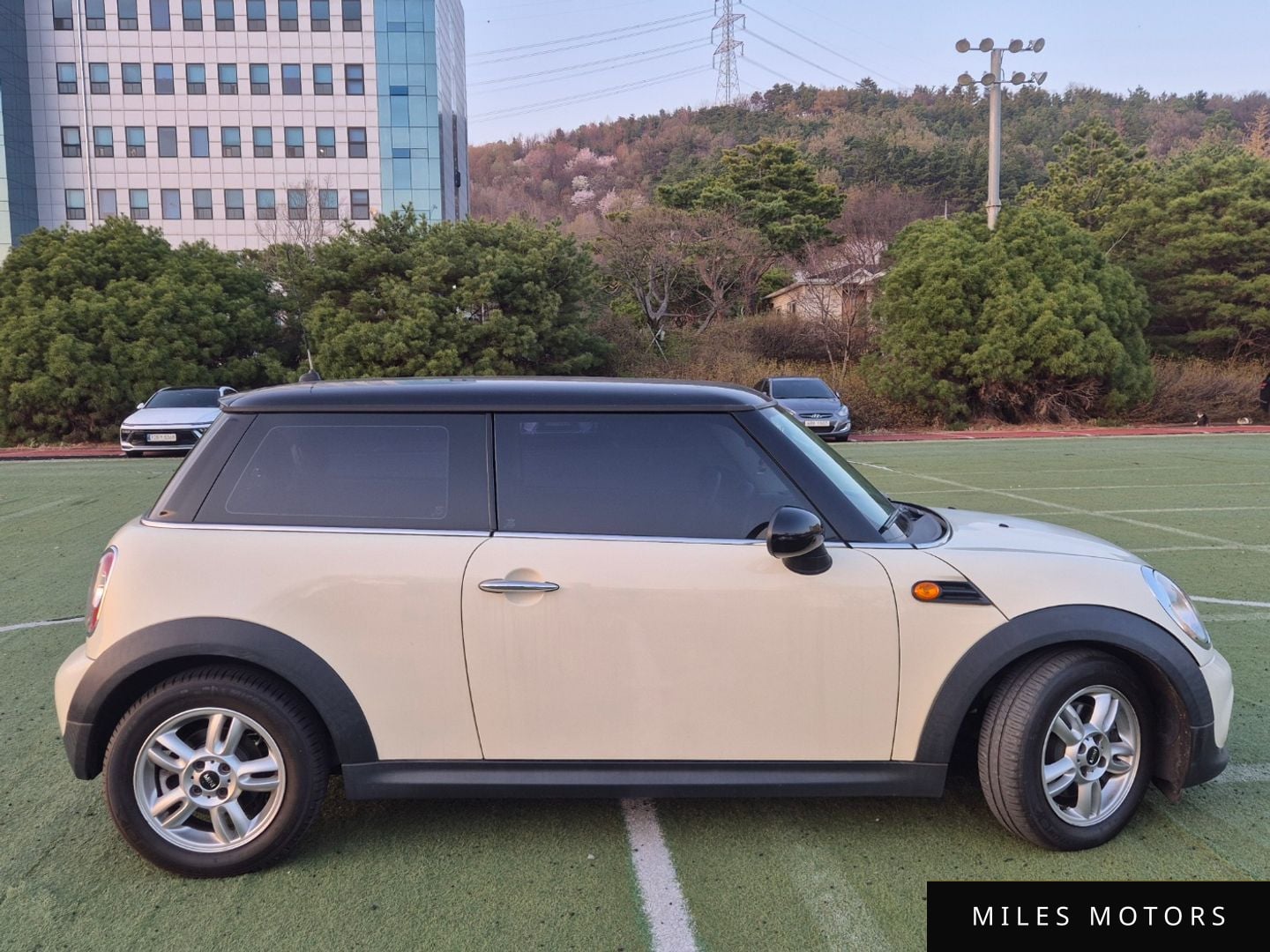 MINI Cooper D 2012 — миниатюра 9