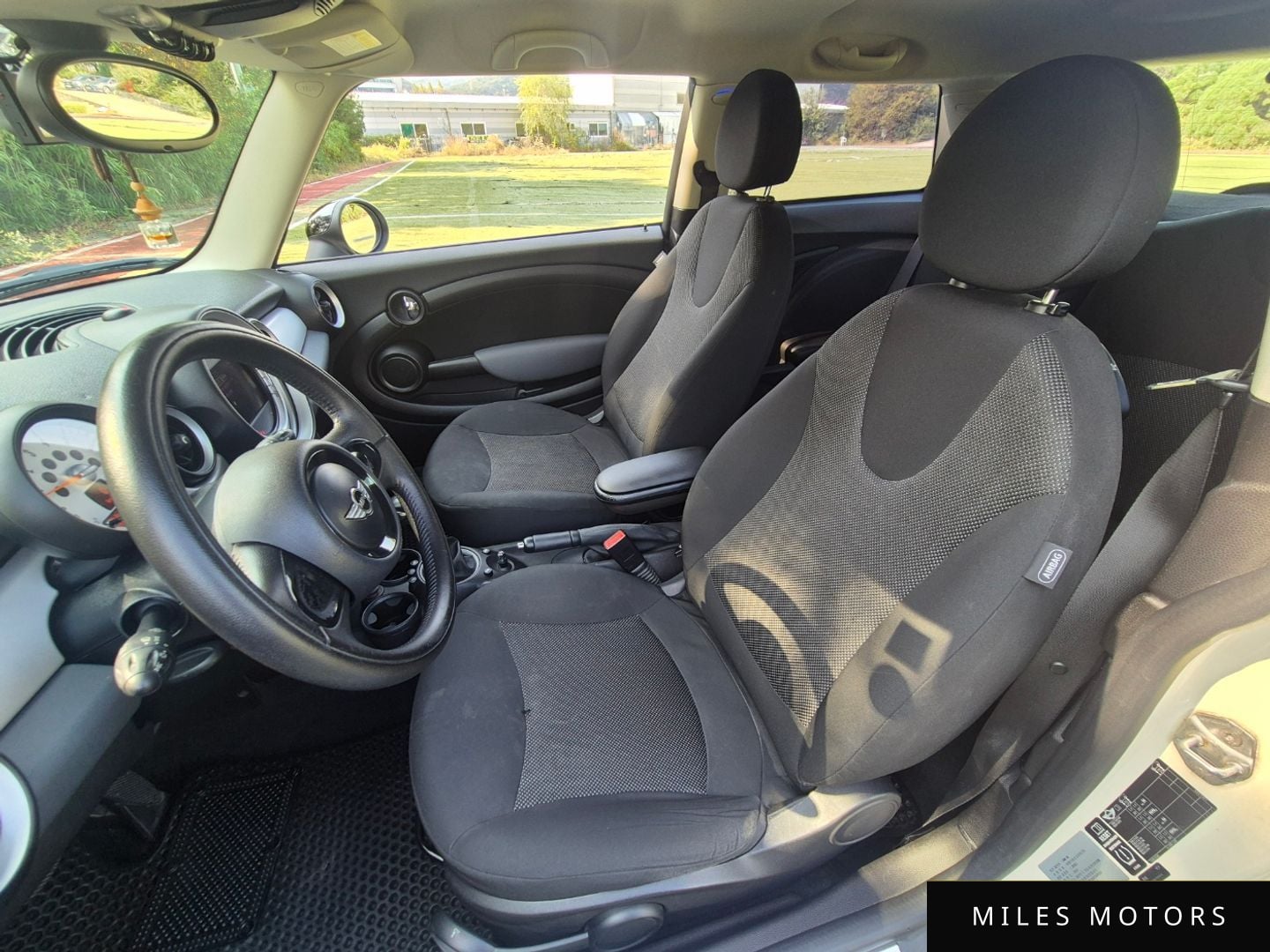 MINI Cooper D 2012 — миниатюра 14