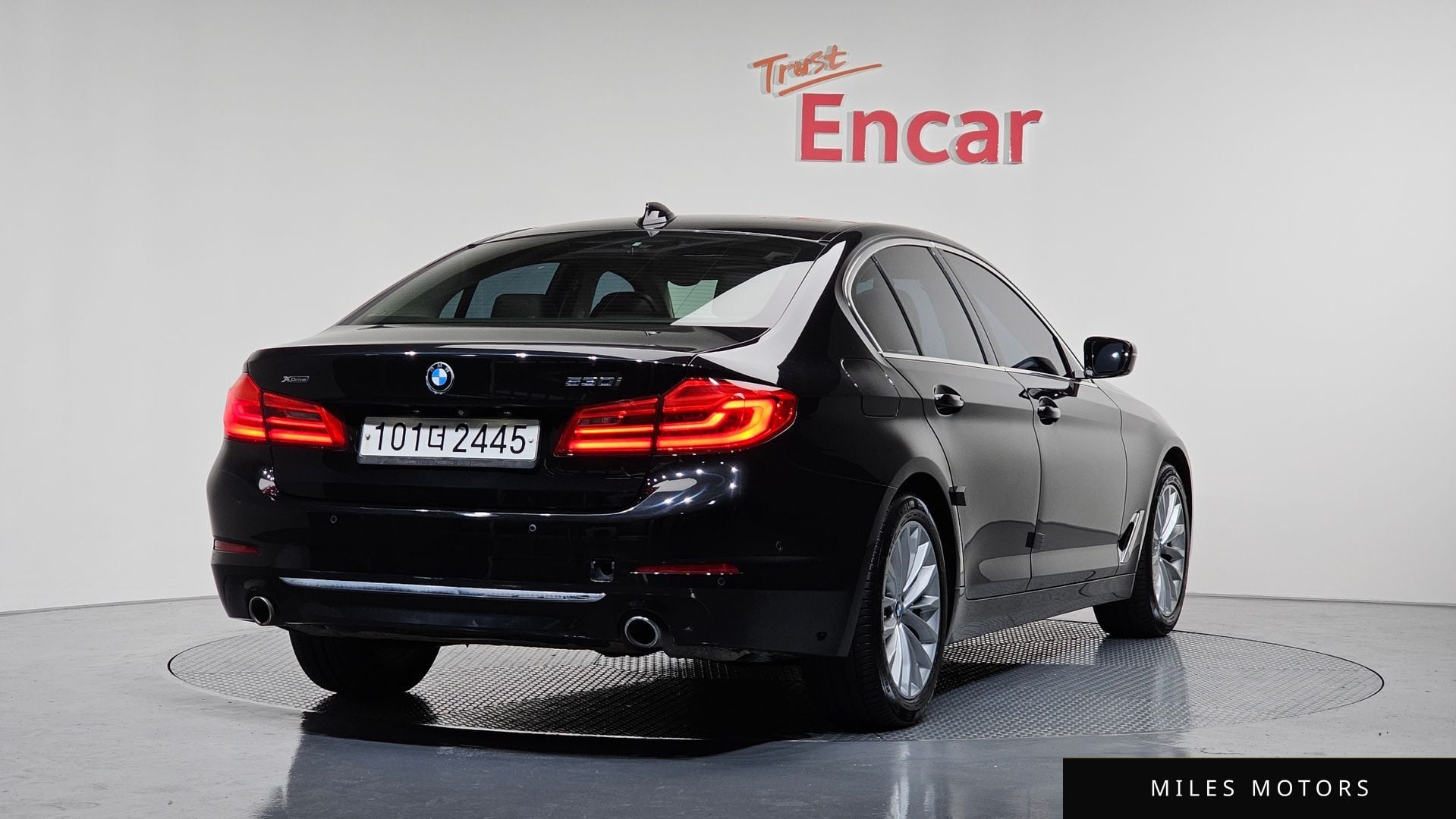 BMW 5 Series (G30) 2019 — миниатюра 2