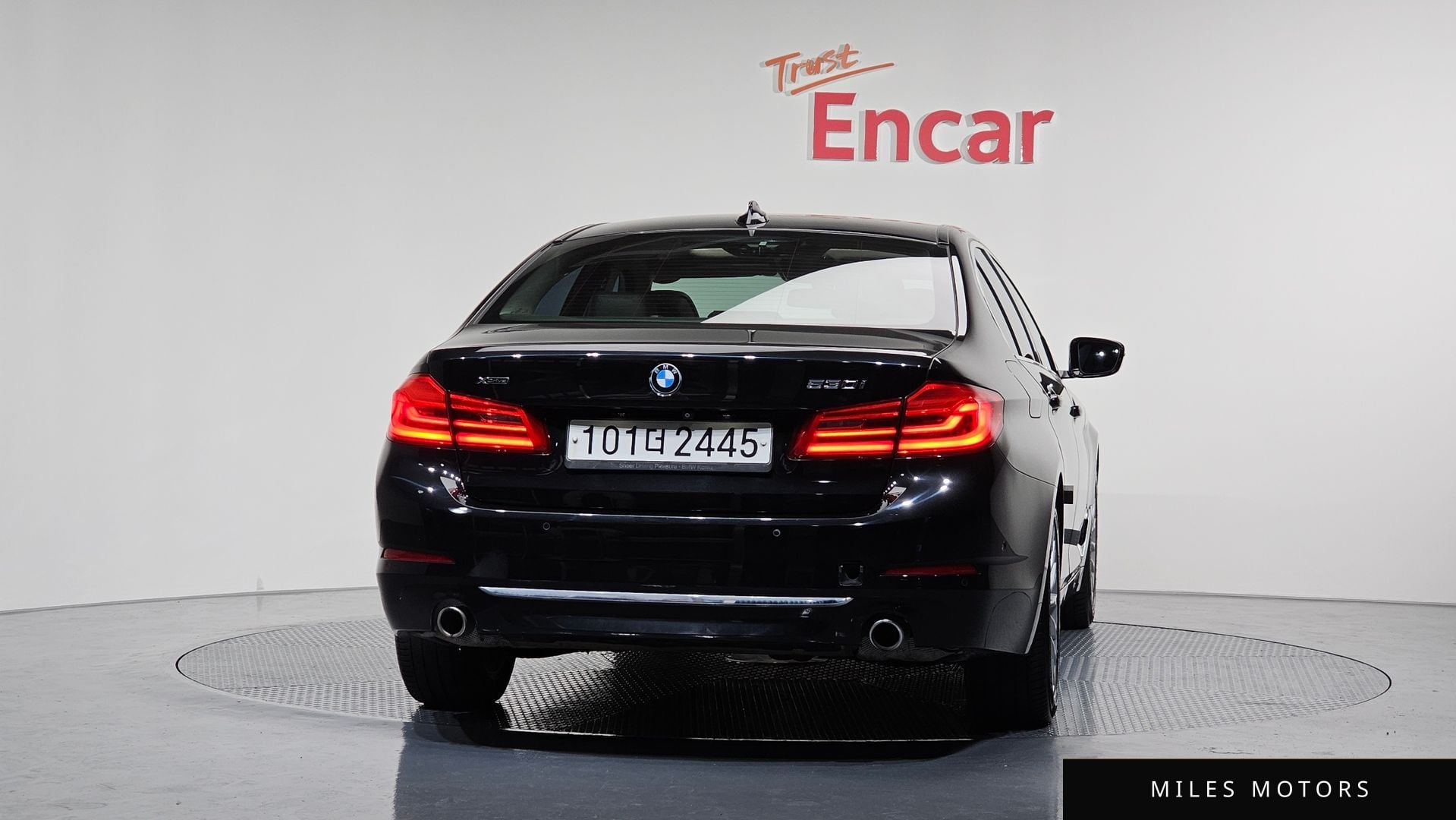 BMW 5 Series (G30) 2019 — миниатюра 4