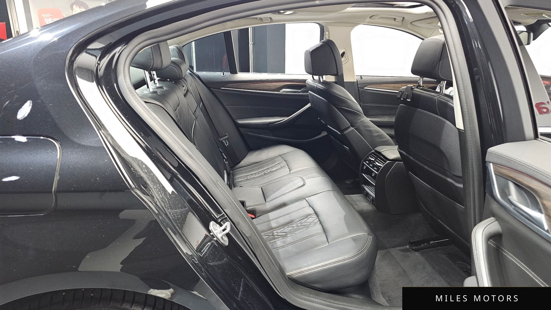 BMW 5 Series (G30) 2019 — миниатюра 12