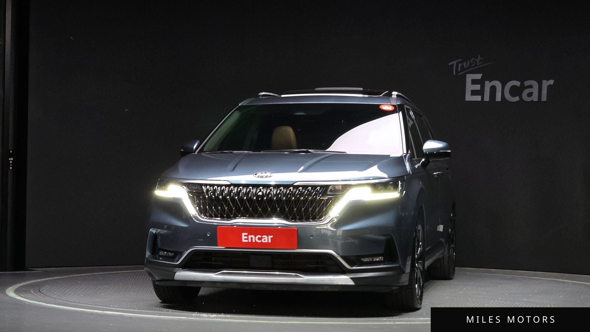 Kia Carnival 2021 — миниатюра 3