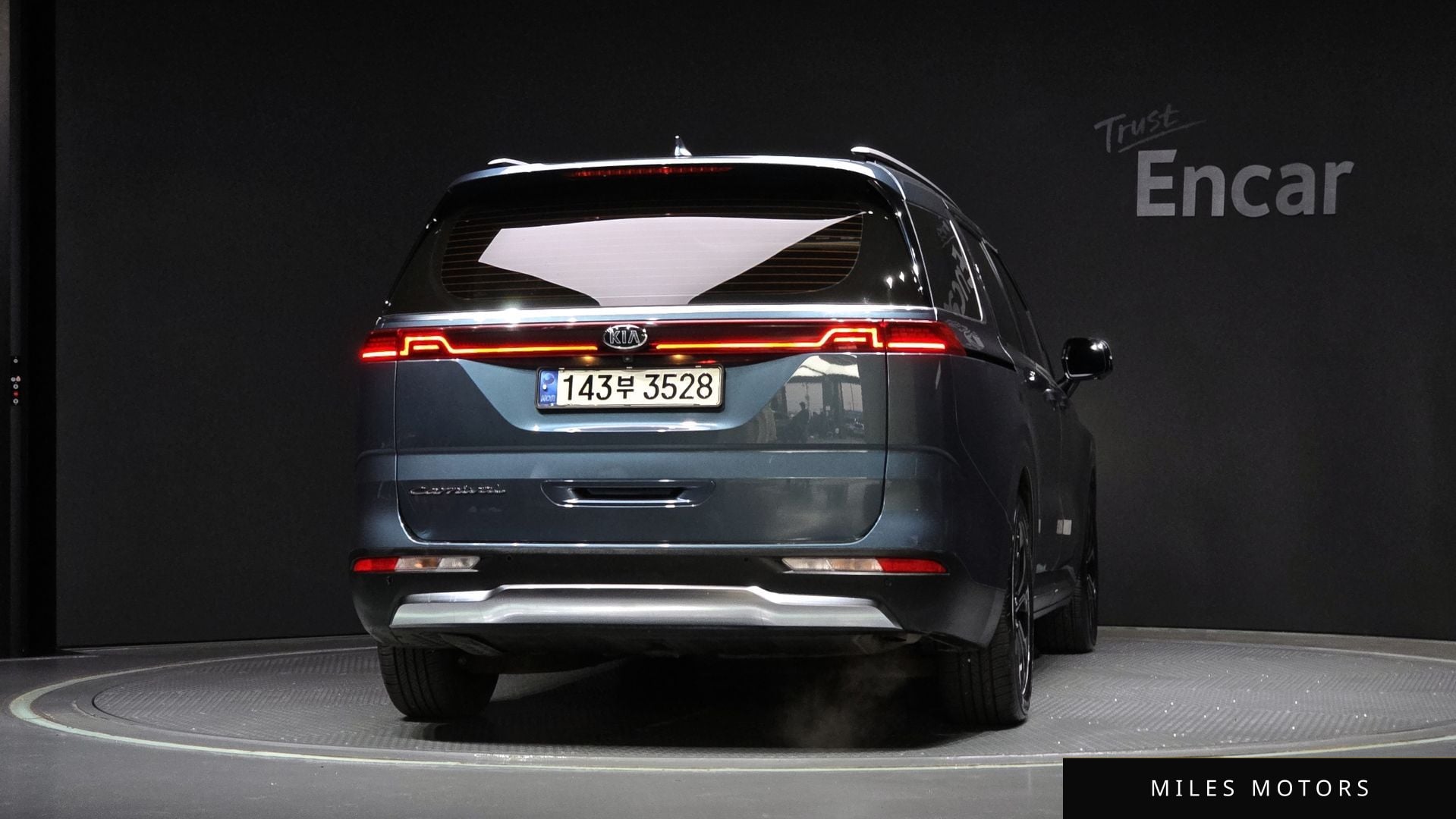 Kia Carnival 2021 — миниатюра 4