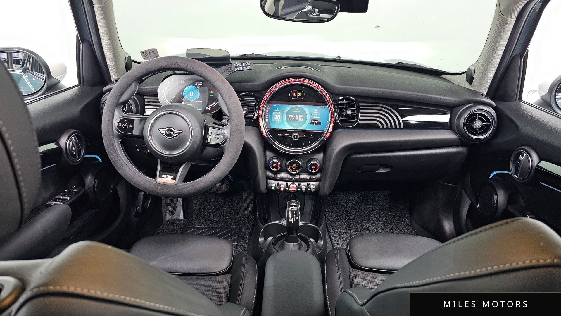 MINI Cooper S 2023 — миниатюра 7
