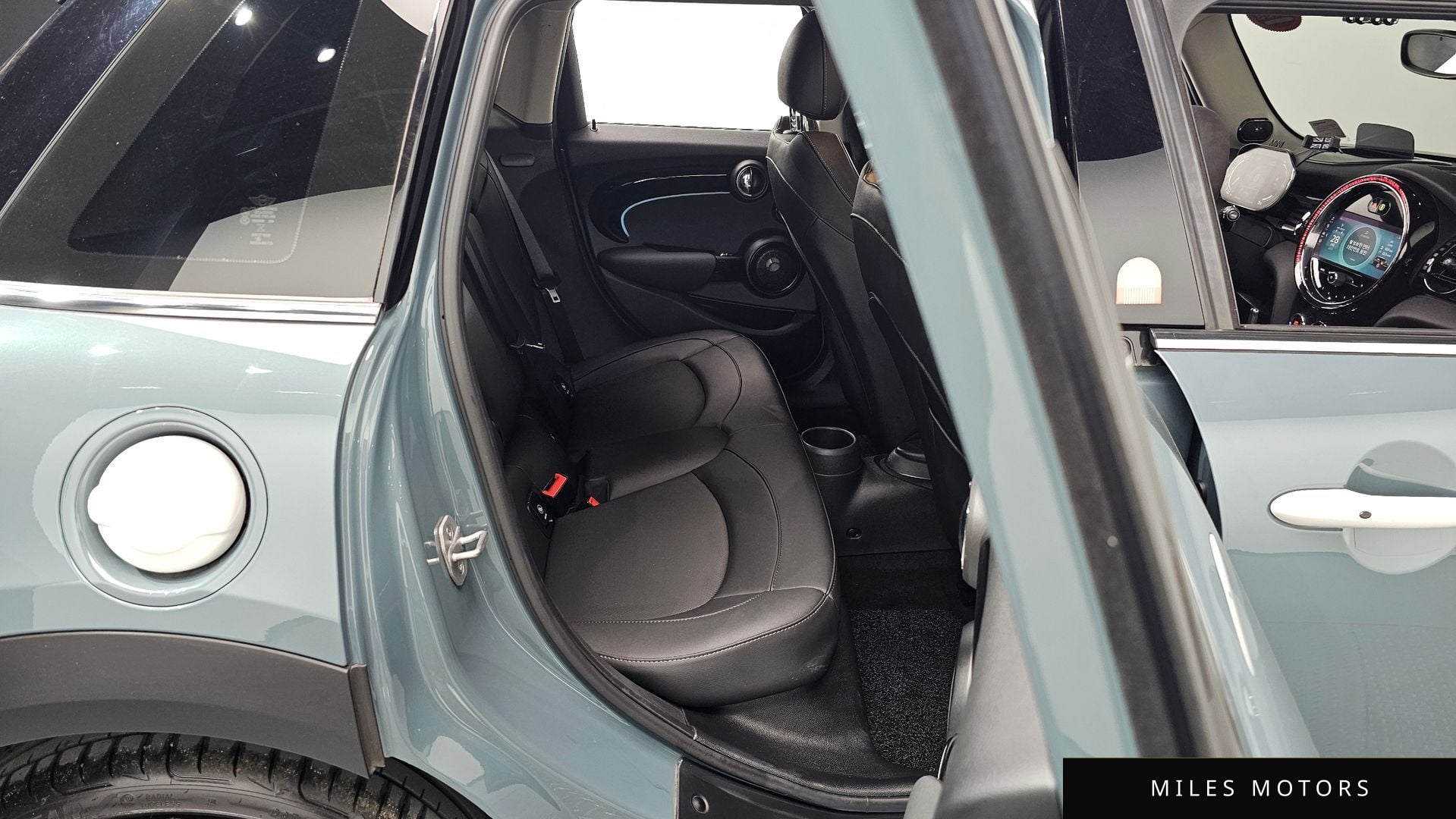 MINI Cooper S 2023 — миниатюра 11