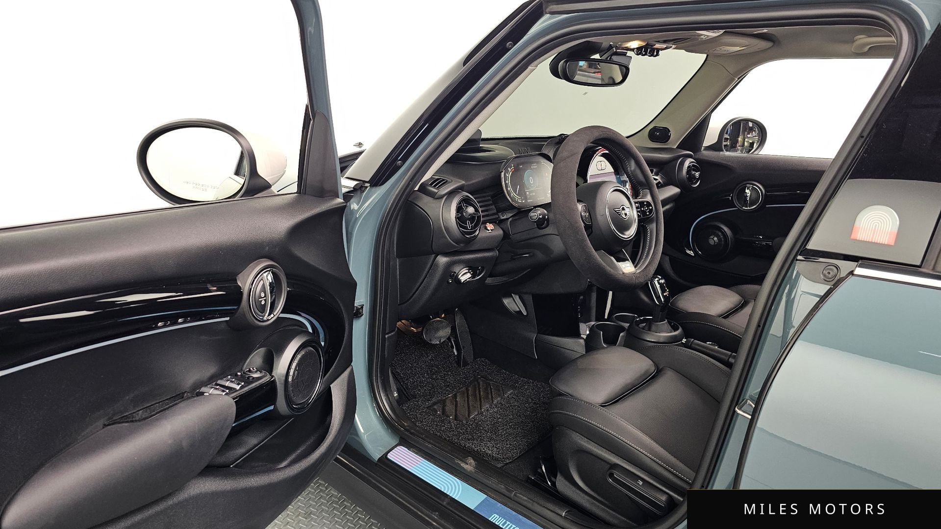 MINI Cooper S 2023 — миниатюра 12
