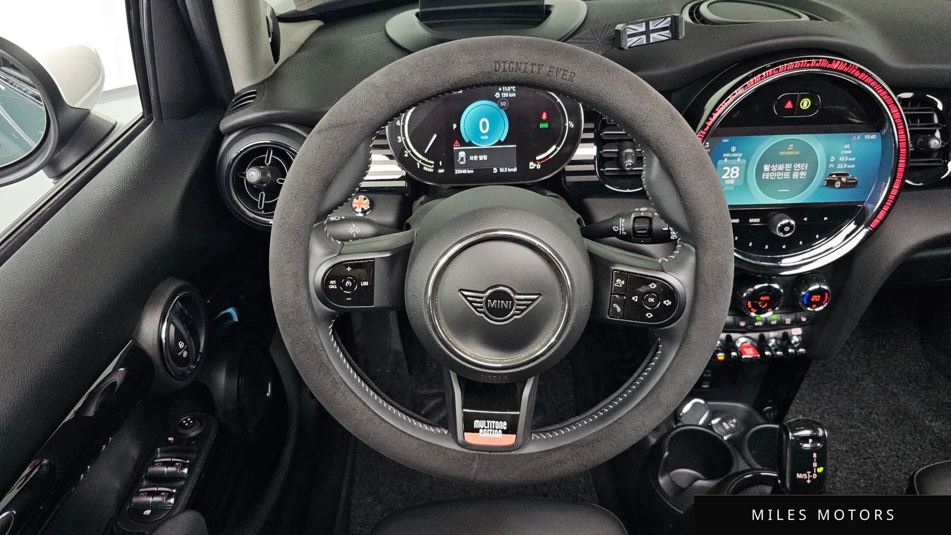 MINI Cooper S 2023 — миниатюра 13