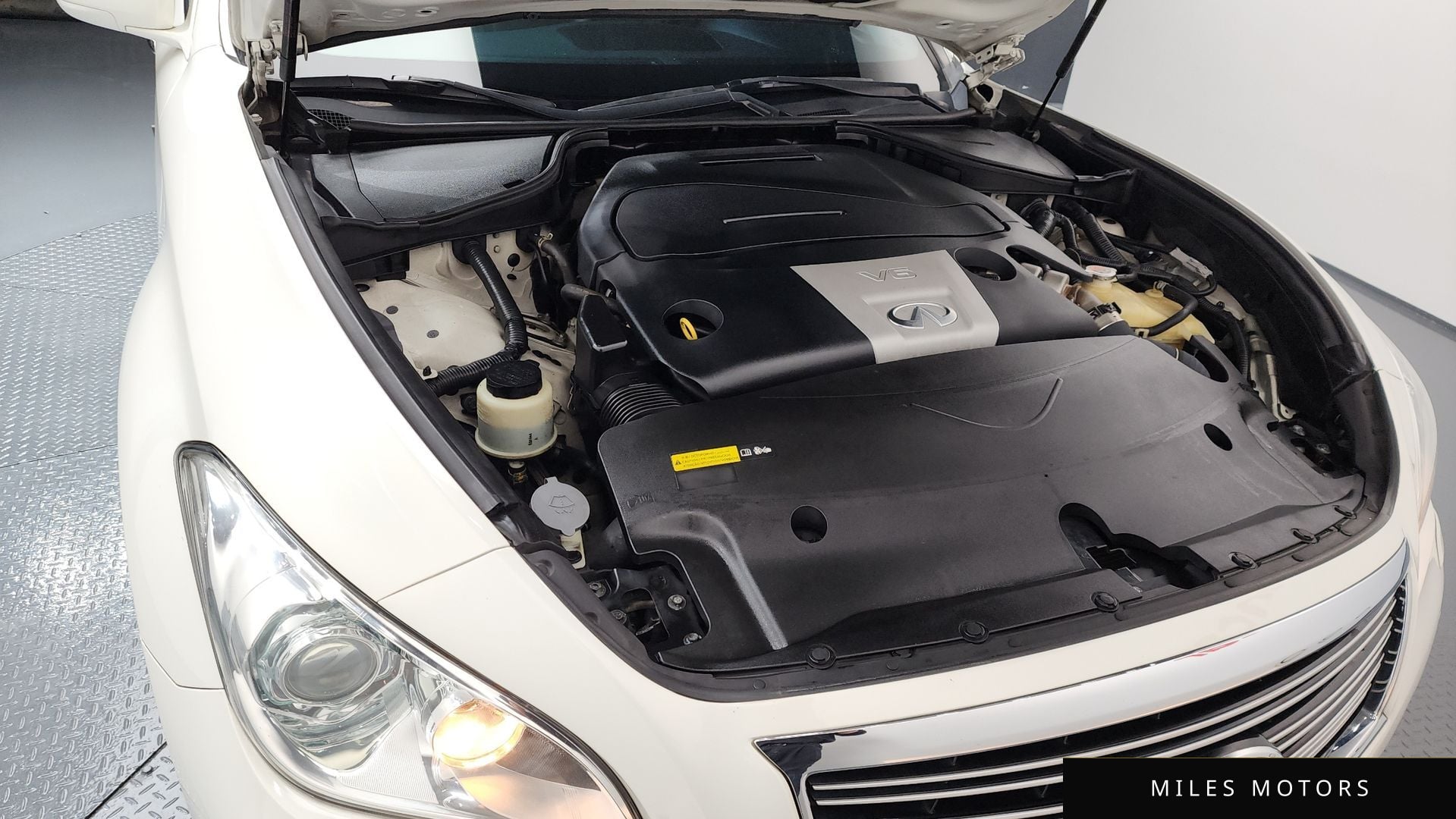 Infiniti Q70 2014 — миниатюра 6