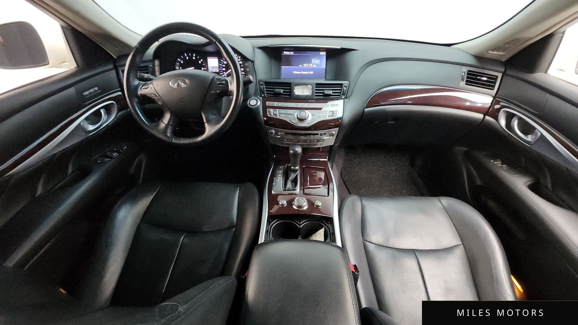 Infiniti Q70 2014 — миниатюра 7