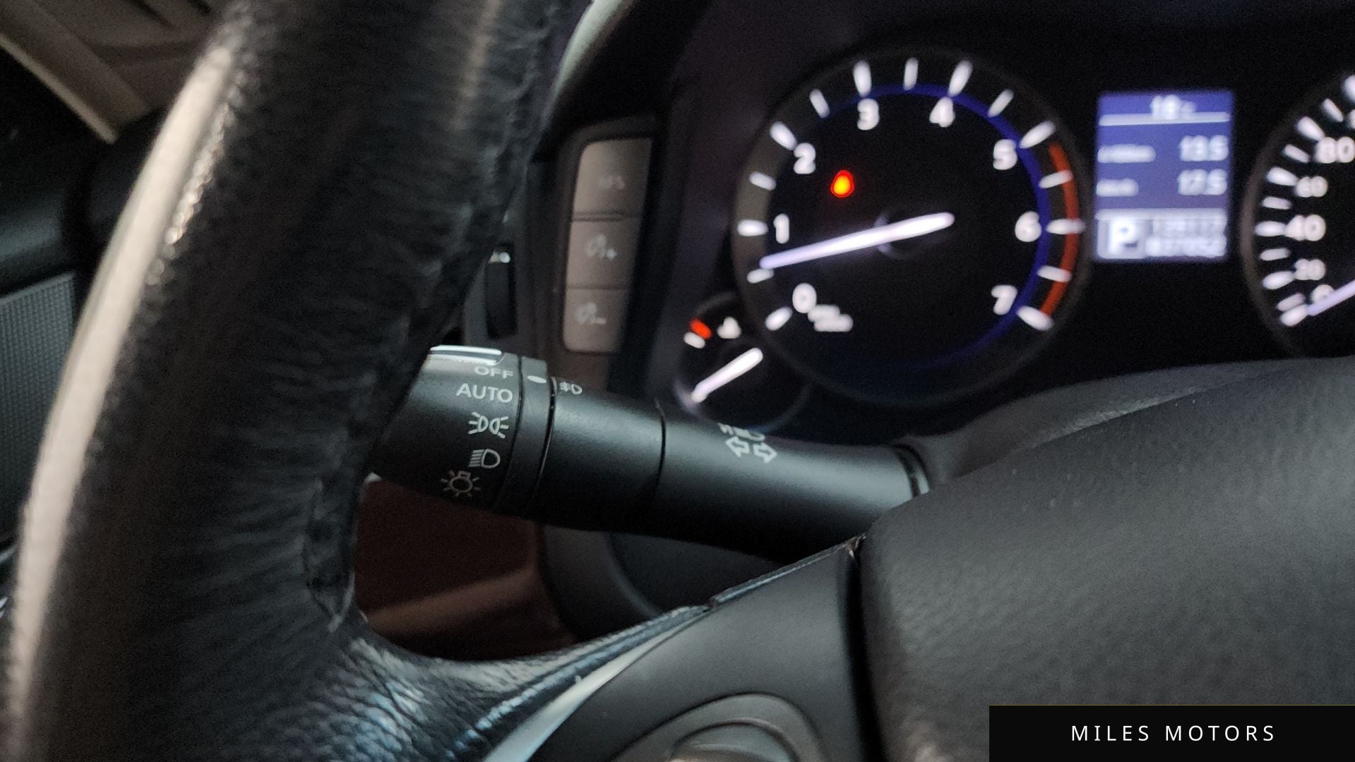 Infiniti Q70 2014 — миниатюра 15