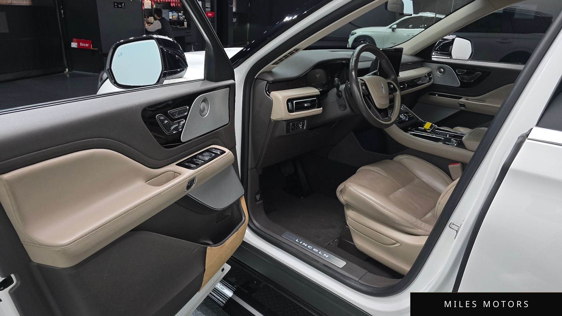 Lincoln Aviator 2021 — миниатюра 11