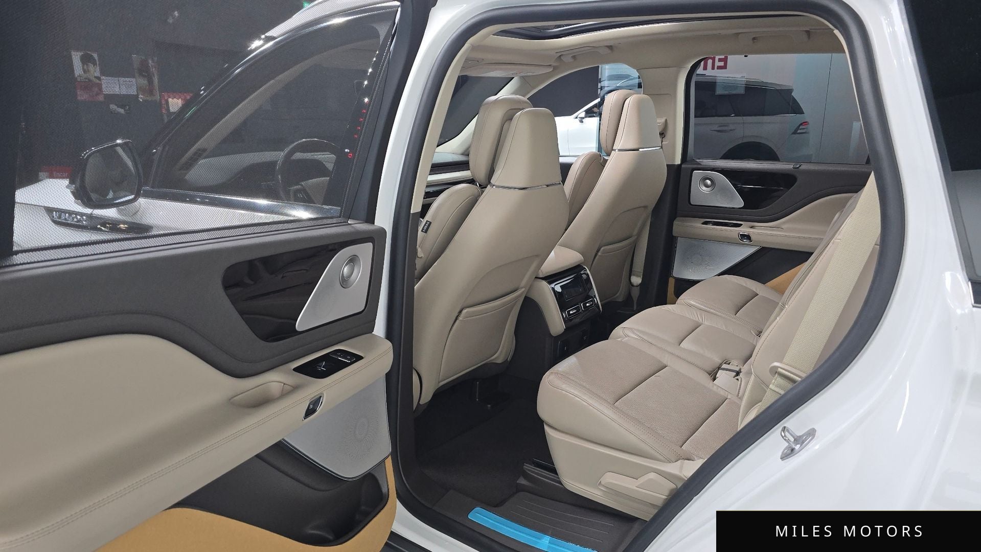 Lincoln Aviator 2021 — миниатюра 12