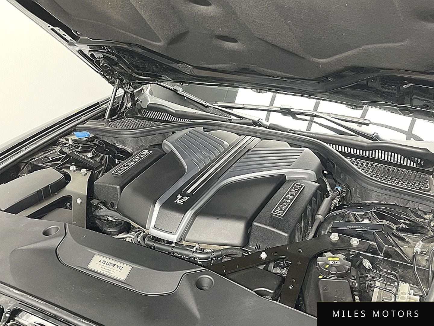 Rolls-Royce Ghost 2023 — миниатюра 6