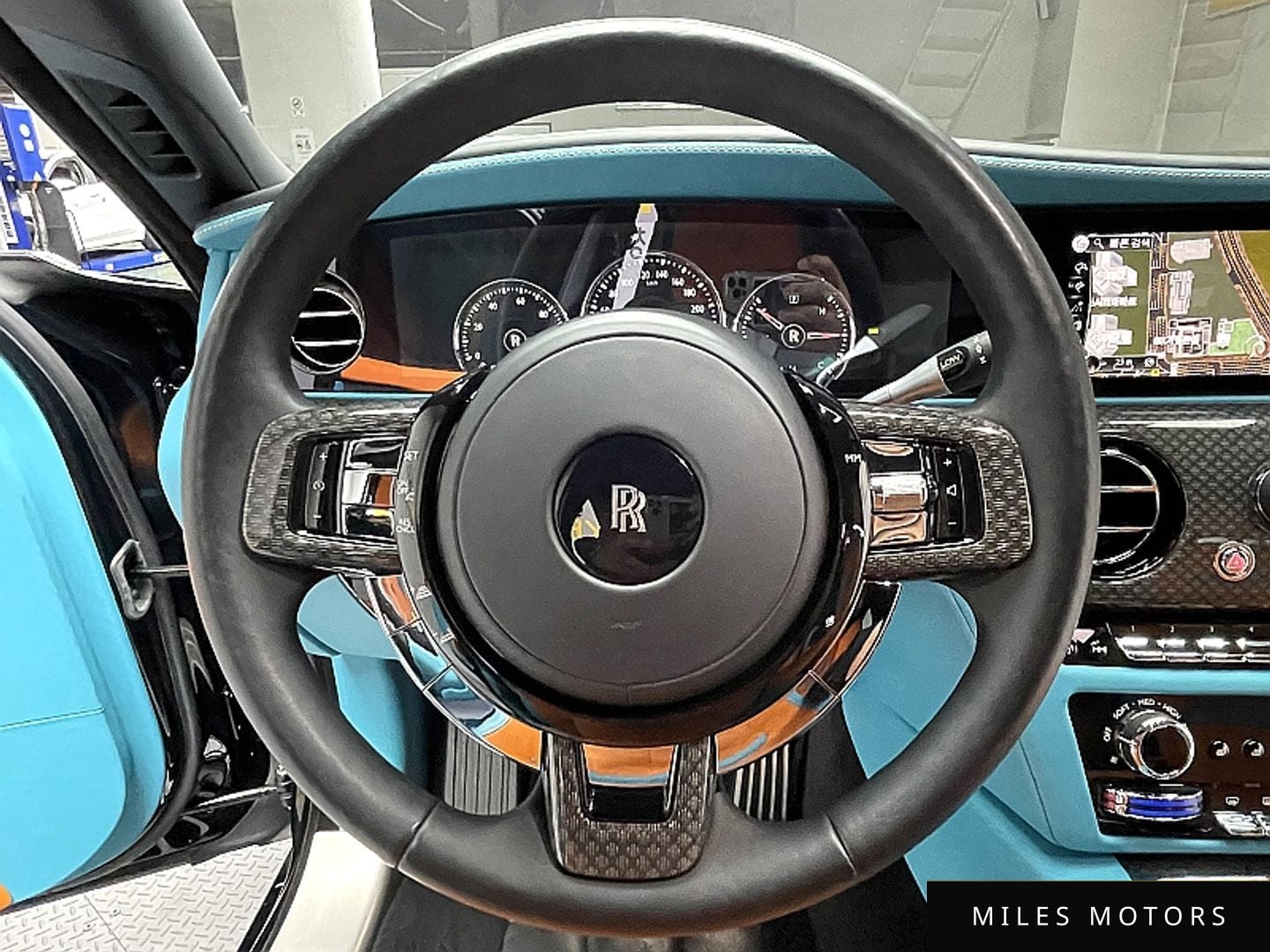 Rolls-Royce Ghost 2023 — миниатюра 11