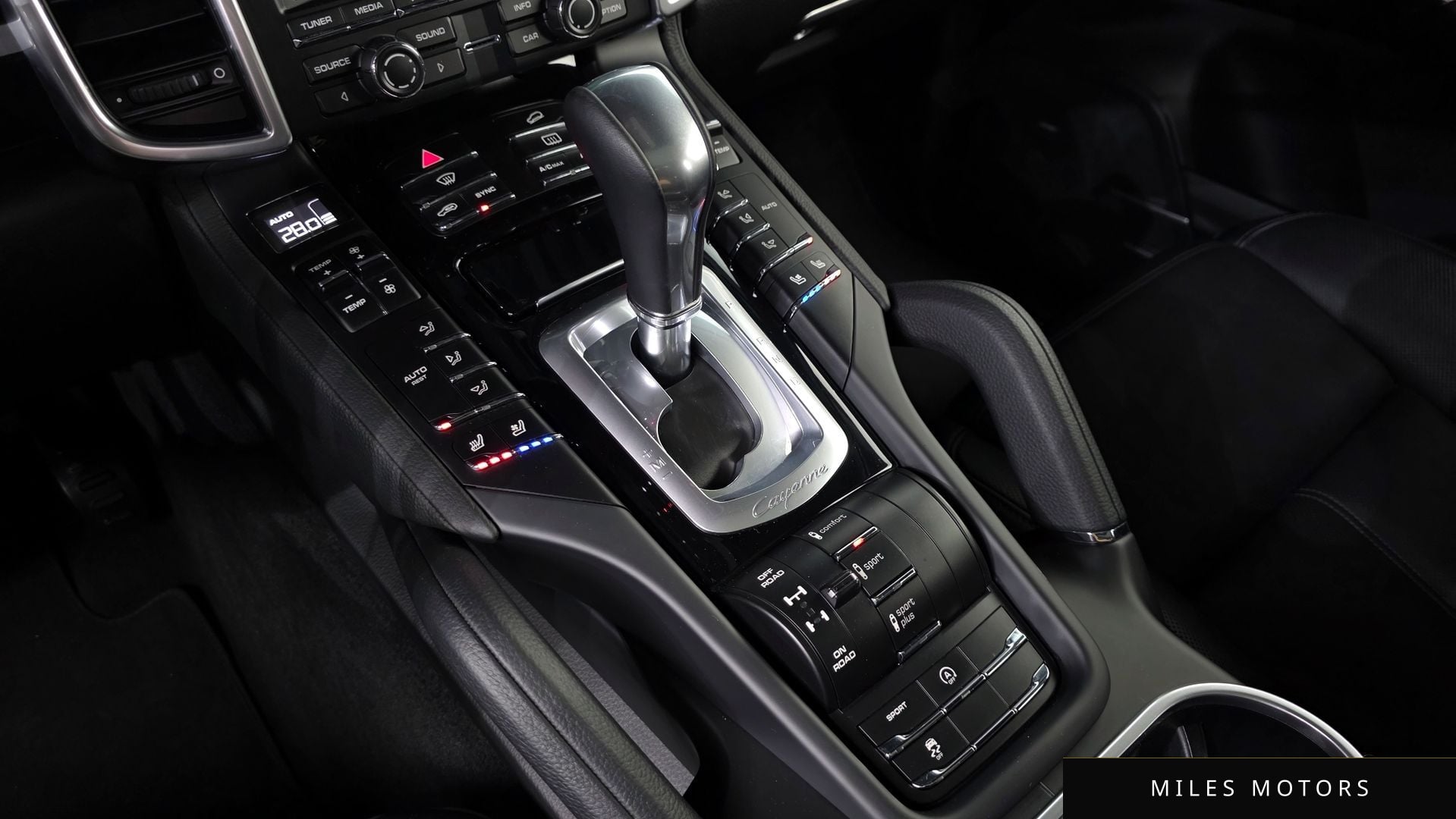 Porsche Cayenne 2015 — миниатюра 9