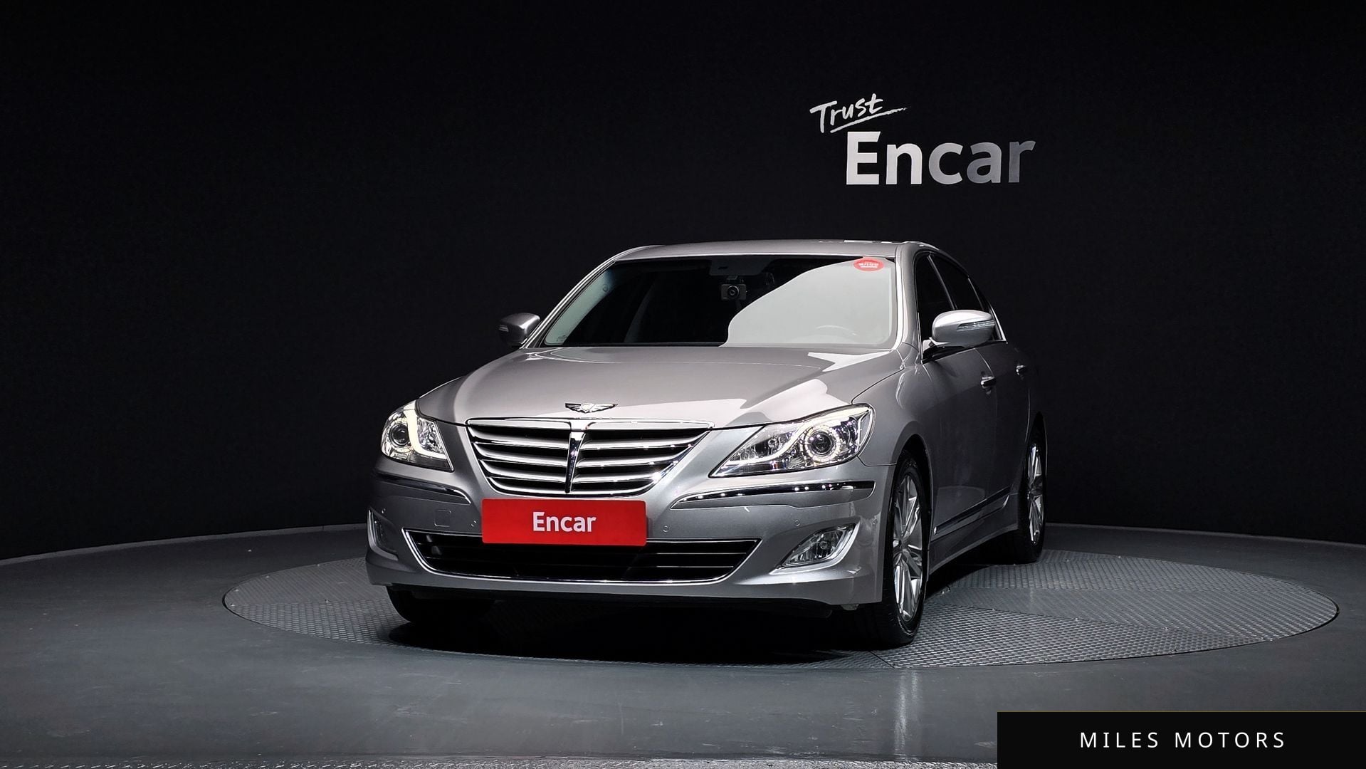 Hyundai Genesis 2012 — миниатюра 3