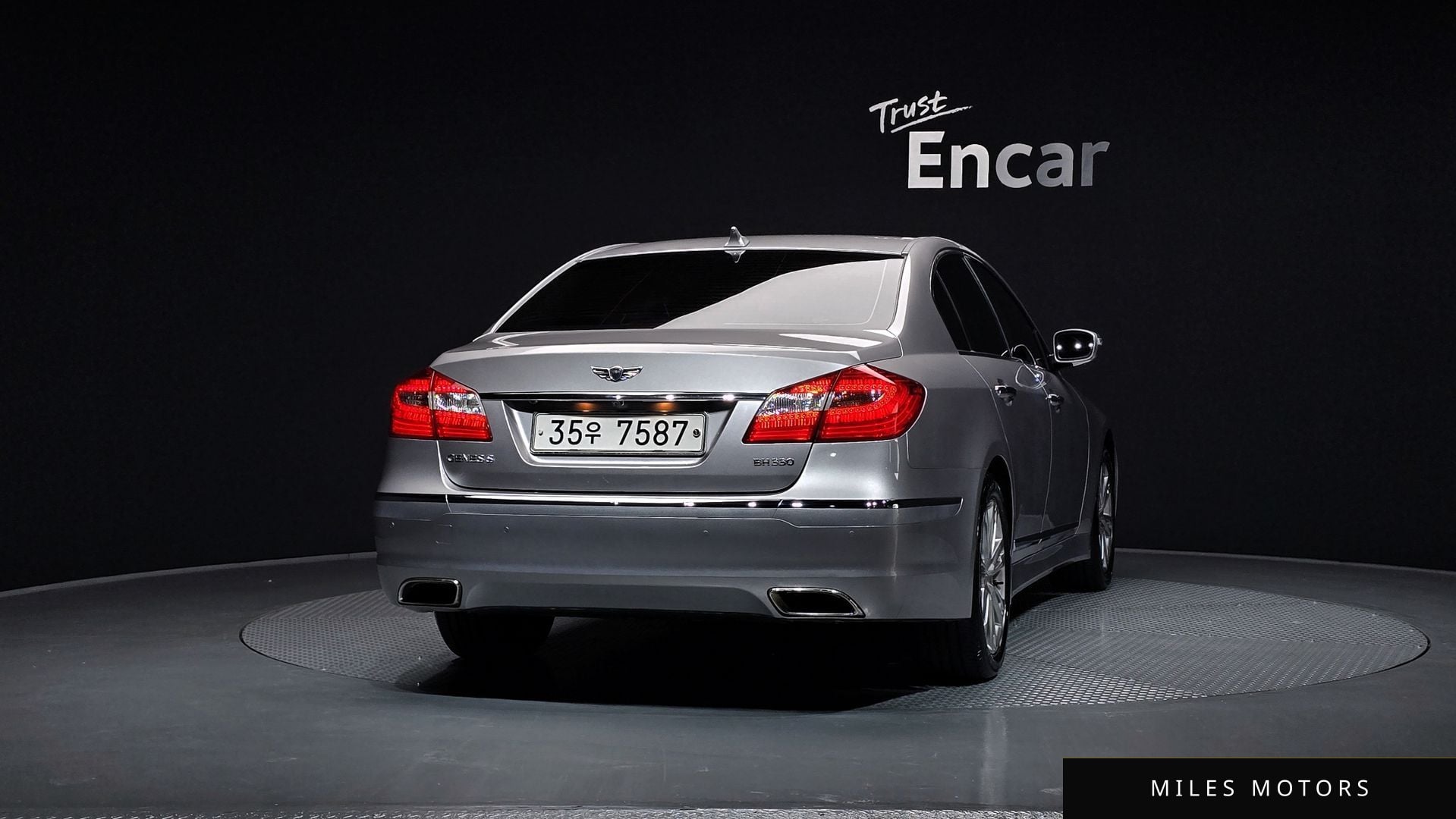 Hyundai Genesis 2012 — миниатюра 4