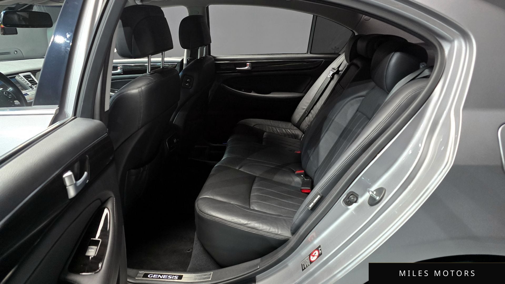 Hyundai Genesis 2012 — миниатюра 12