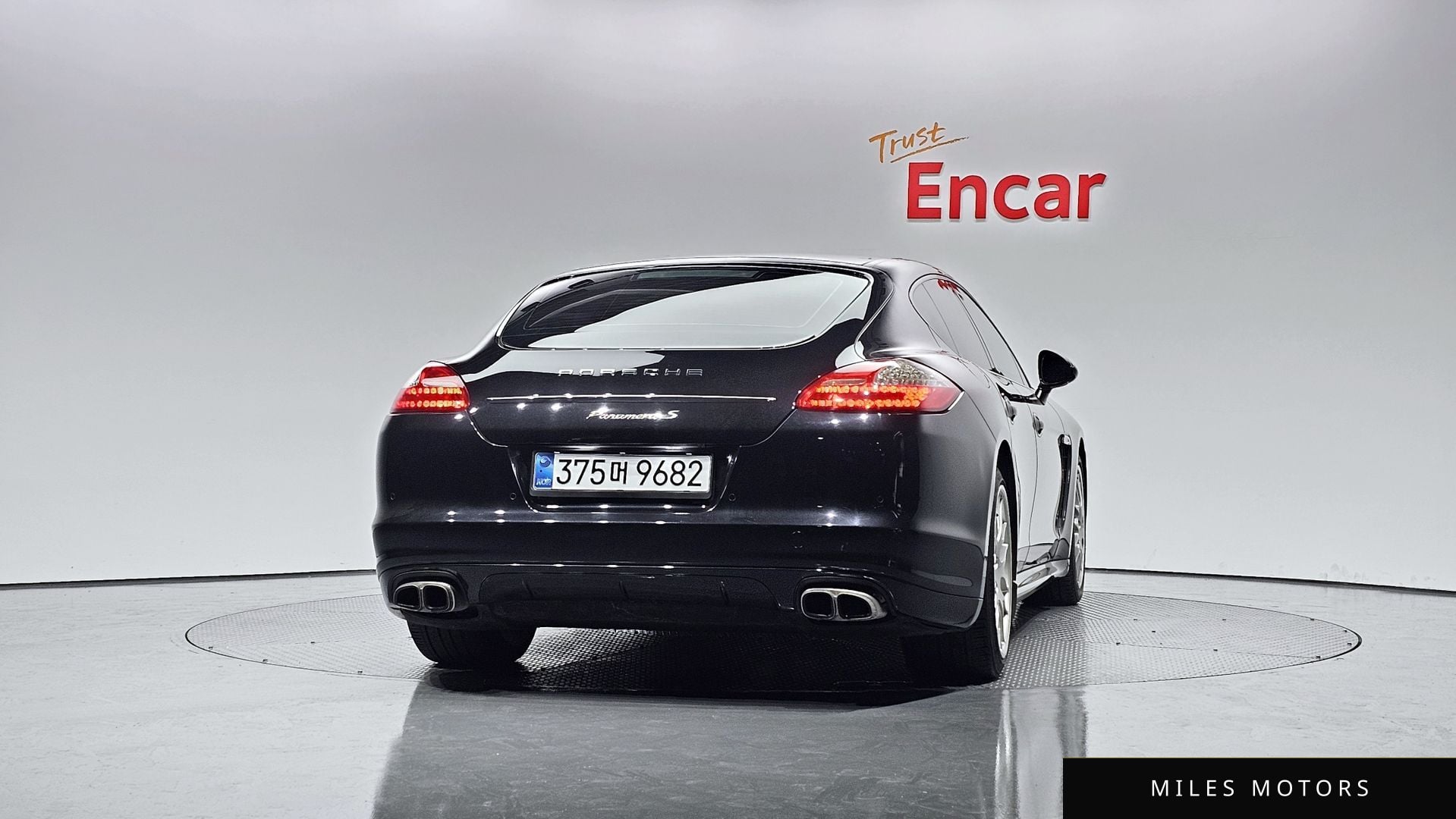 Porsche Panamera 2011 — миниатюра 4