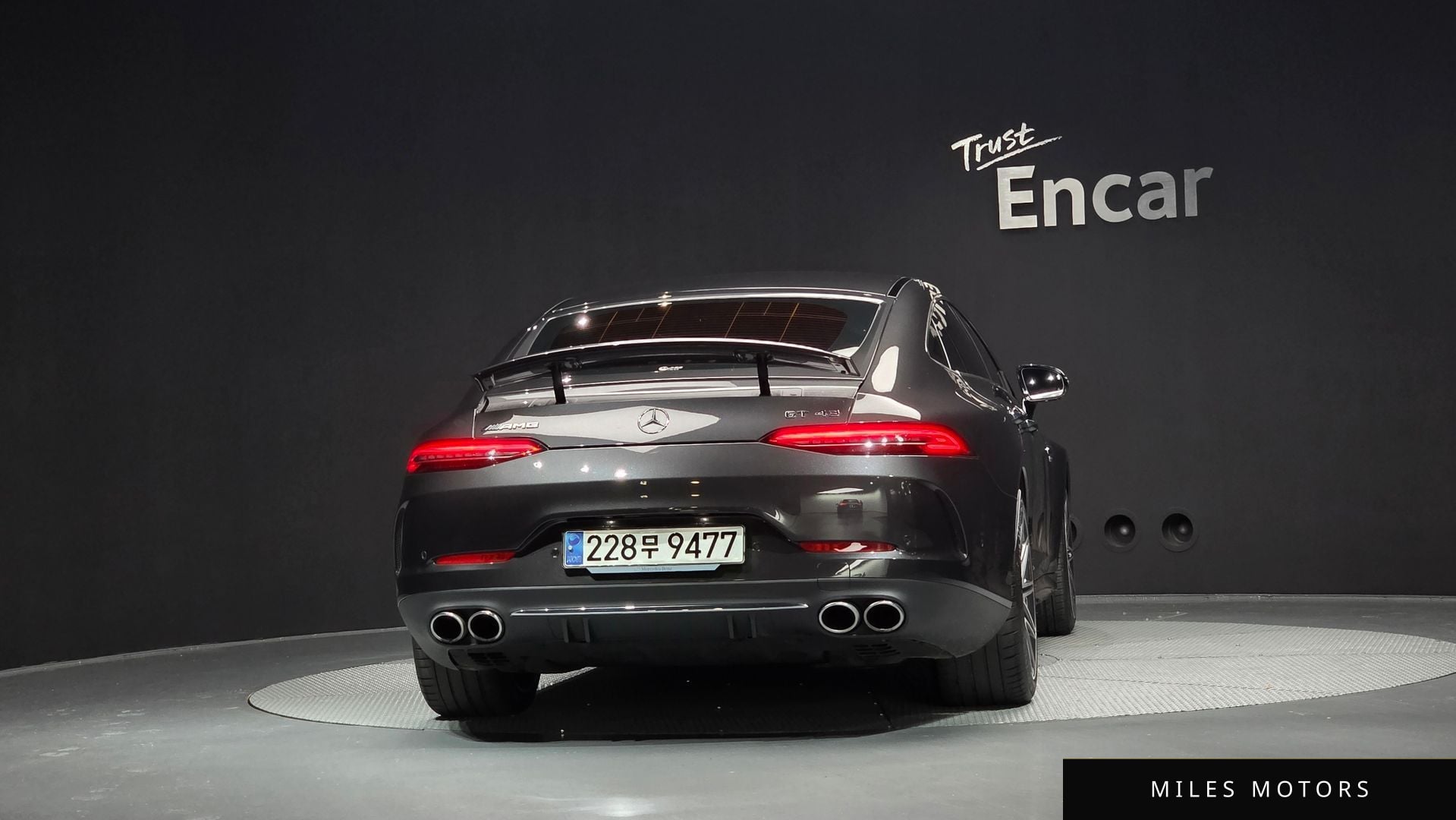 Mercedes-Benz AMG GT 2023 — миниатюра 4