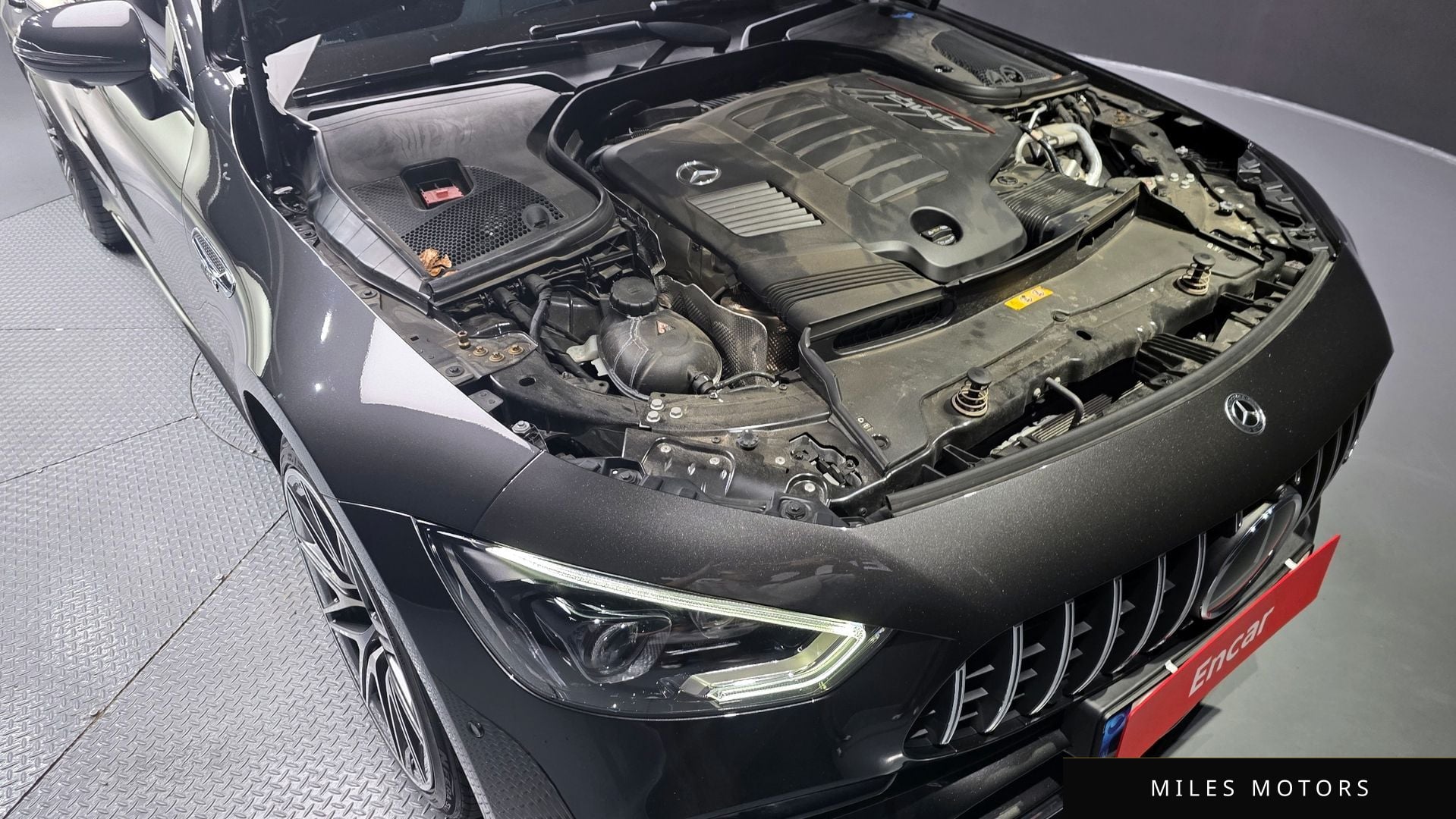Mercedes-Benz AMG GT 2023 — миниатюра 6