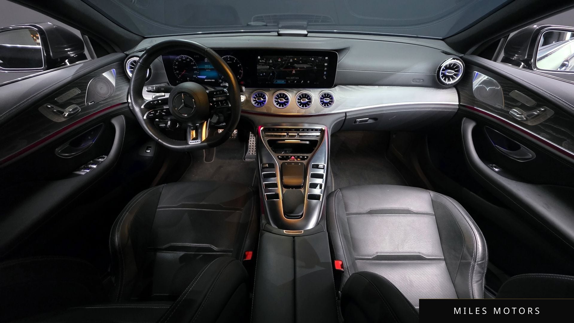Mercedes-Benz AMG GT 2023 — миниатюра 7