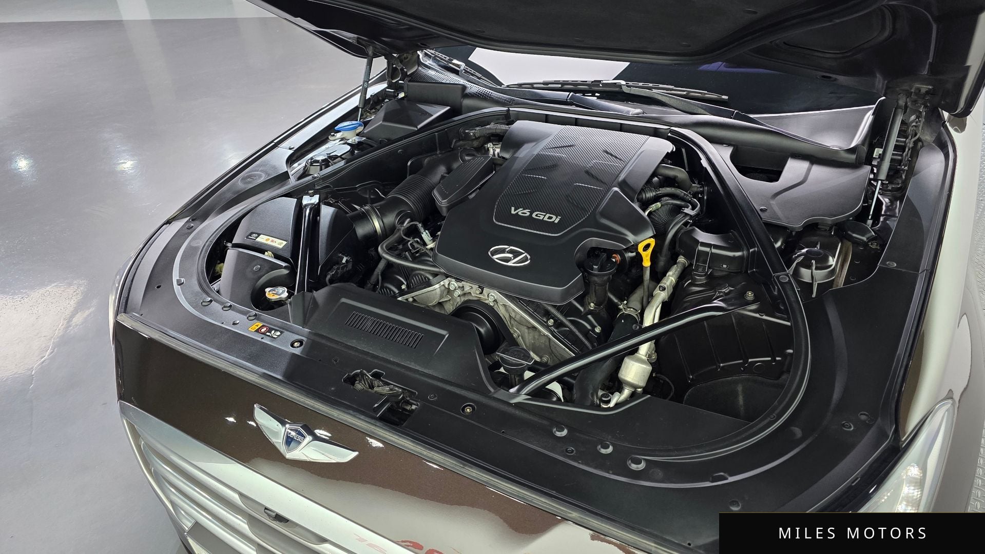 Hyundai Genesis 2016 — миниатюра 6