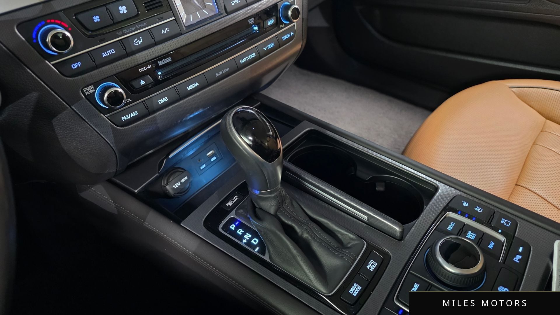 Hyundai Genesis 2016 — миниатюра 9