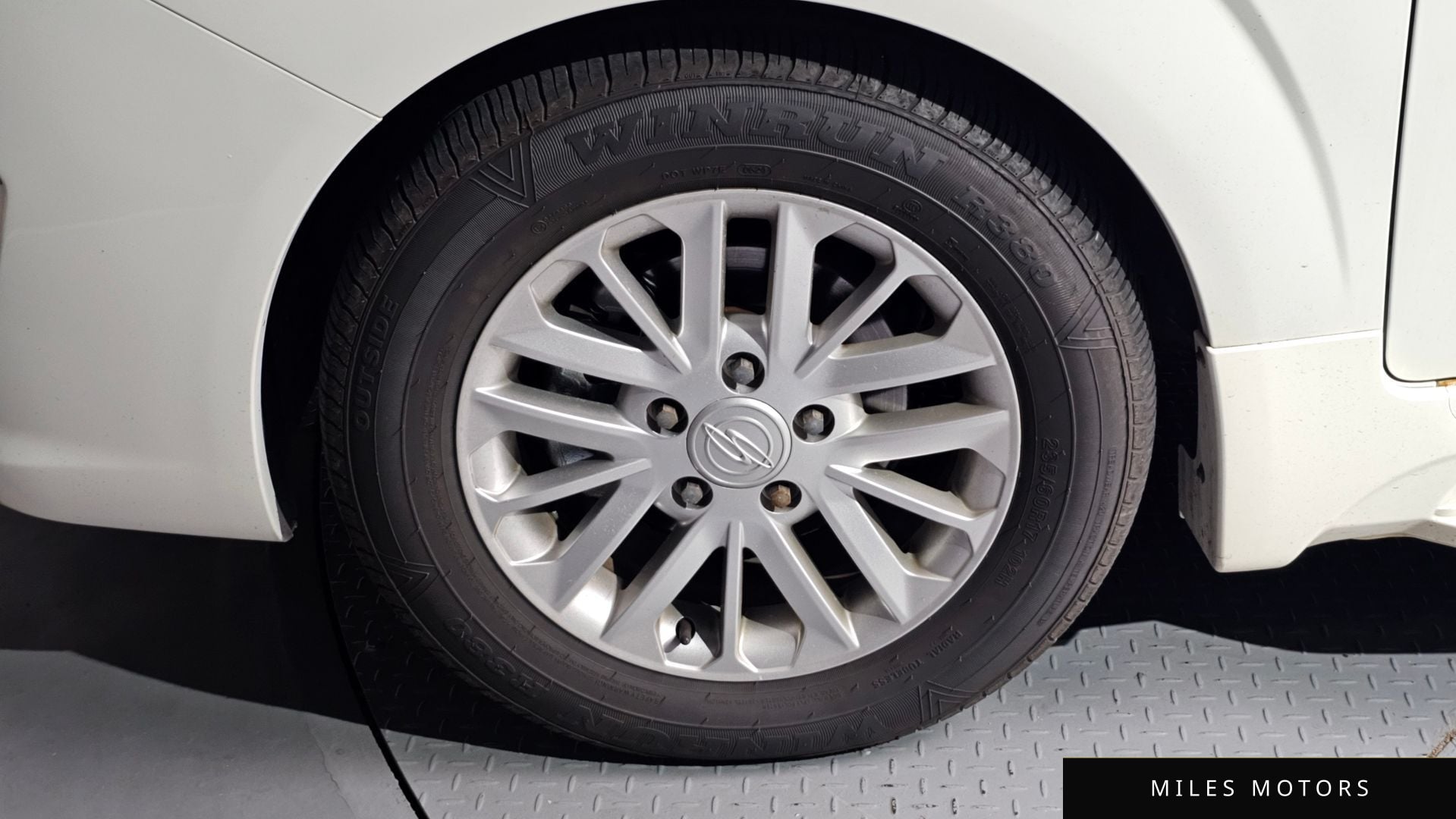 KG Mobility KORANDO 2014 — миниатюра 5
