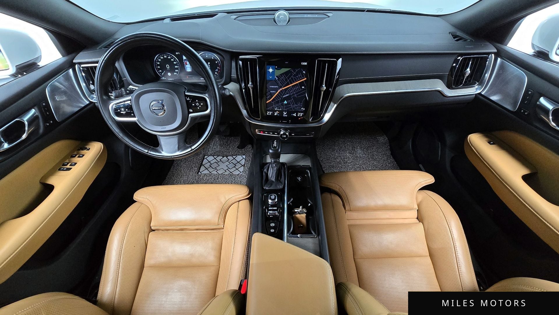Volvo V60 2020 — миниатюра 7