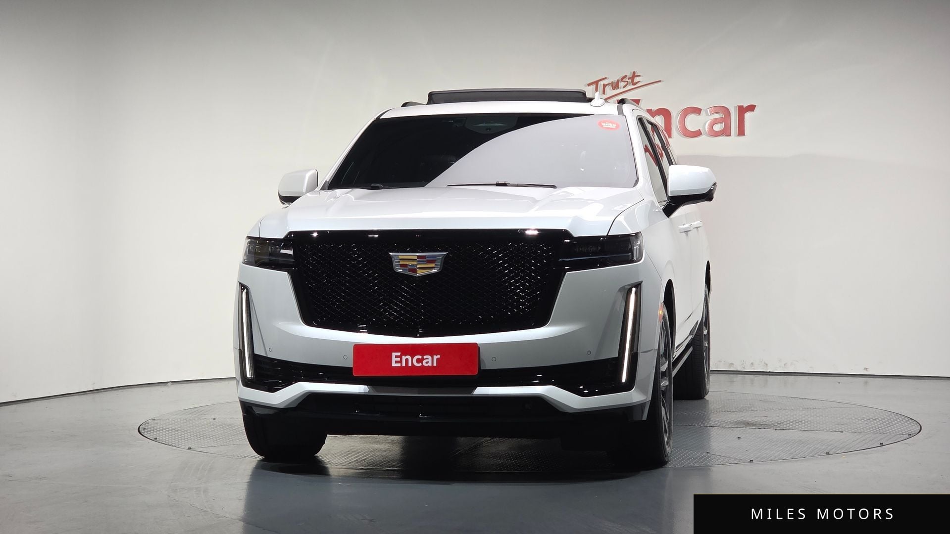 Cadillac Escalade 2023 — миниатюра 2