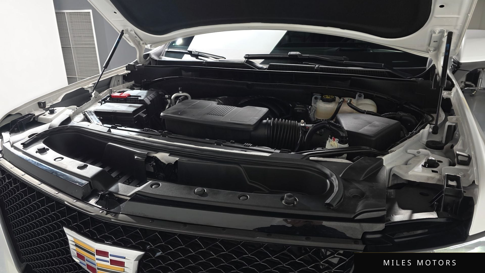 Cadillac Escalade 2023 — миниатюра 5