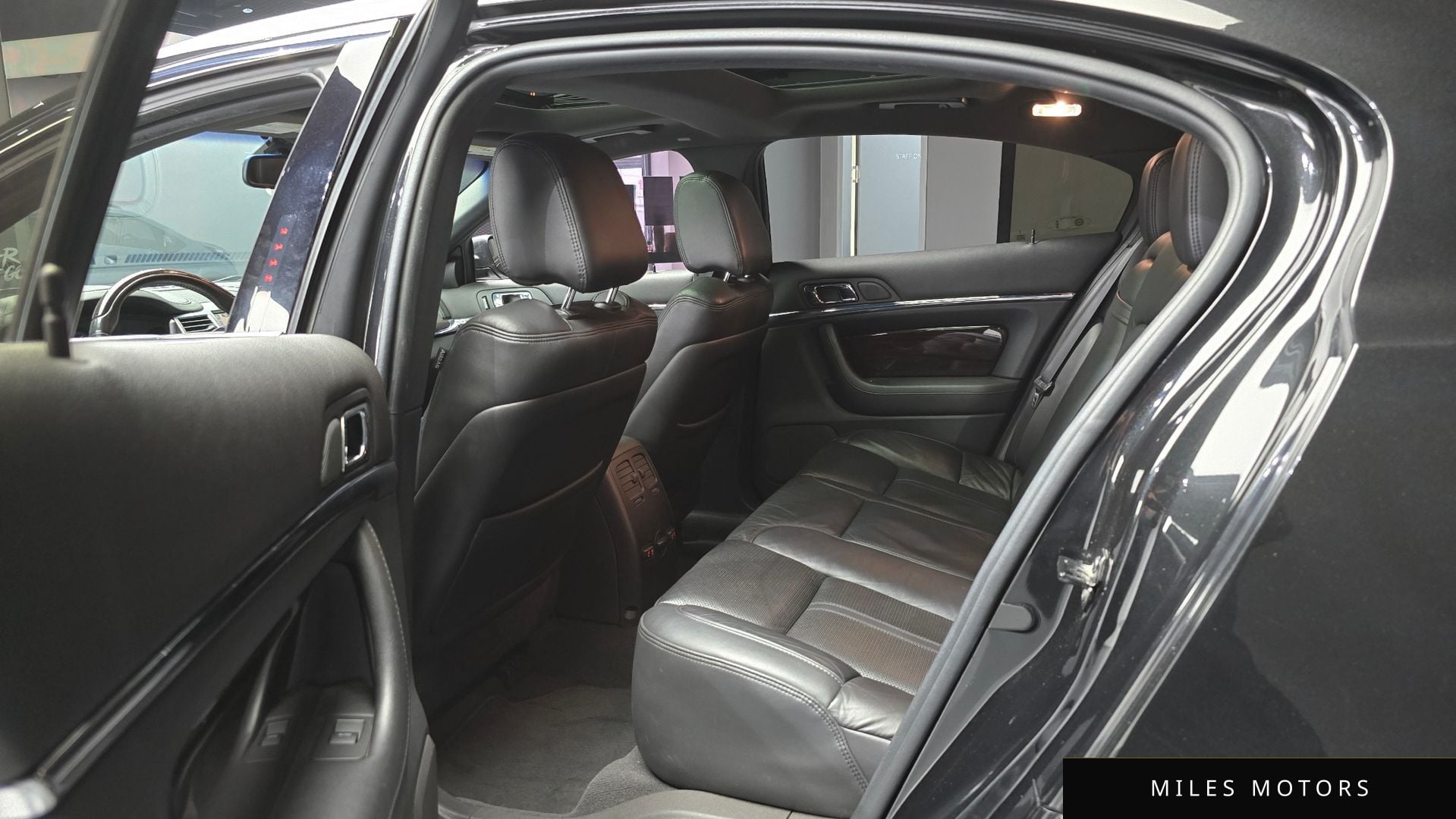 Lincoln MKS 2011 — миниатюра 13