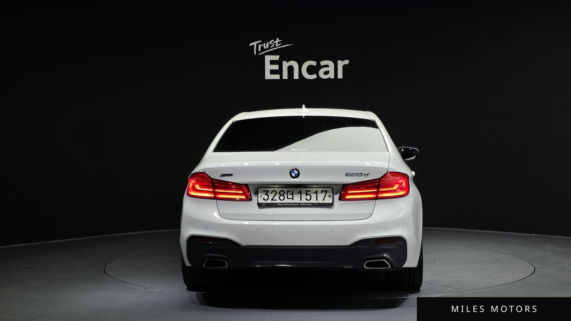 BMW 5 Series (G30) 2019 — миниатюра 4