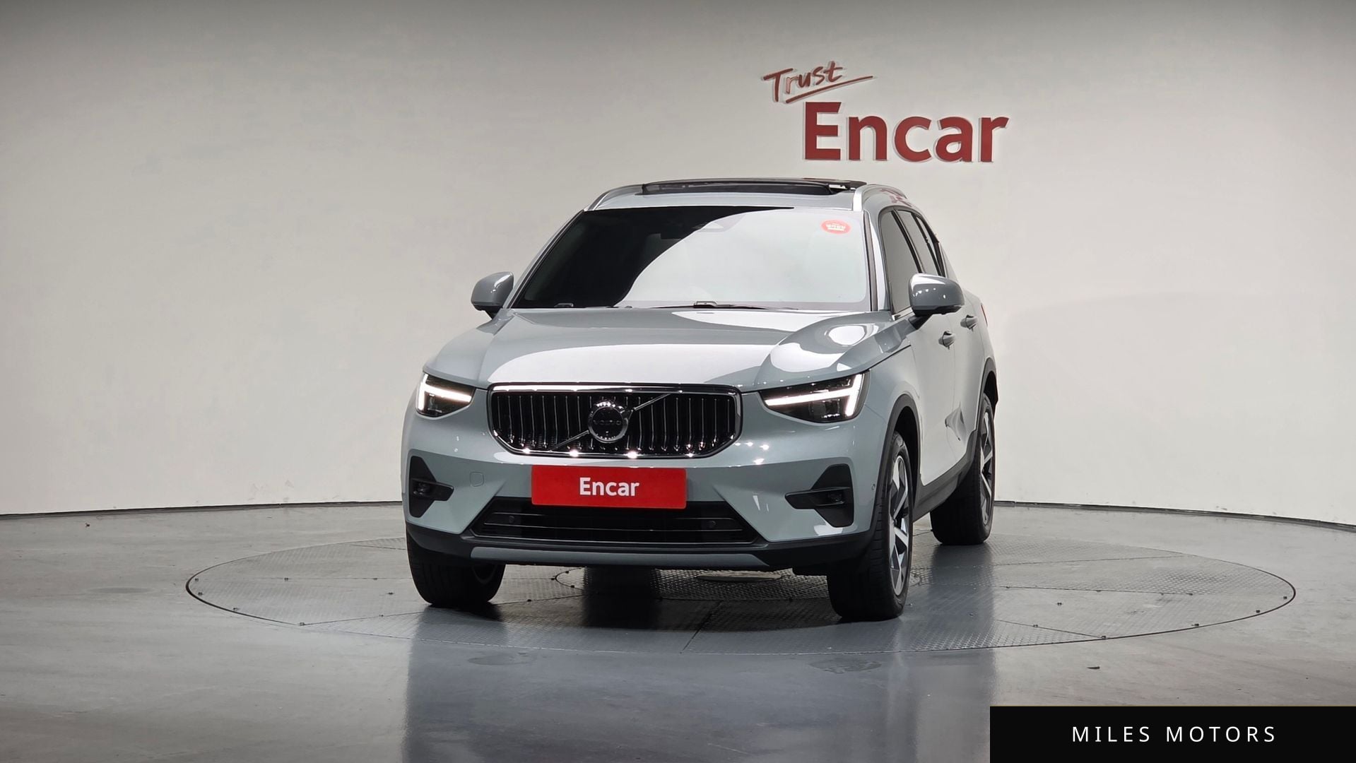 Volvo XC40 2025 — миниатюра 3