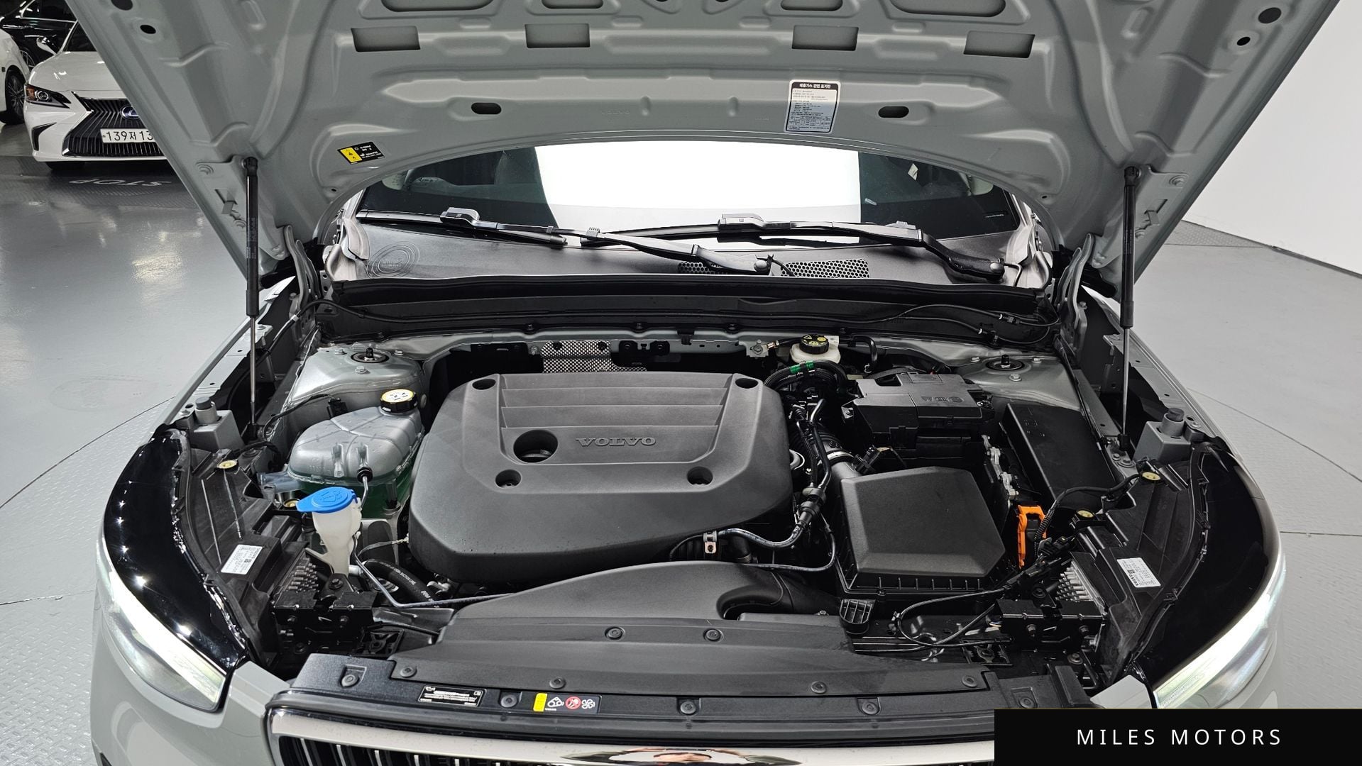 Volvo XC40 2025 — миниатюра 6