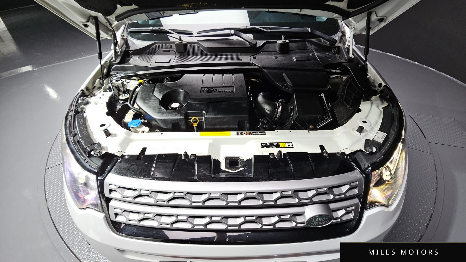 Land Rover Discovery Sport 2016 — миниатюра 6