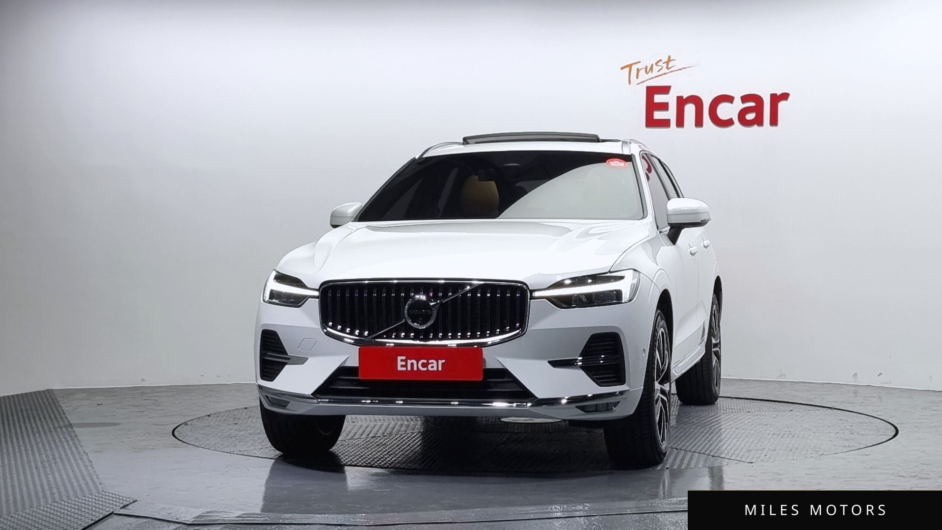 Volvo XC60 2025 — миниатюра 3