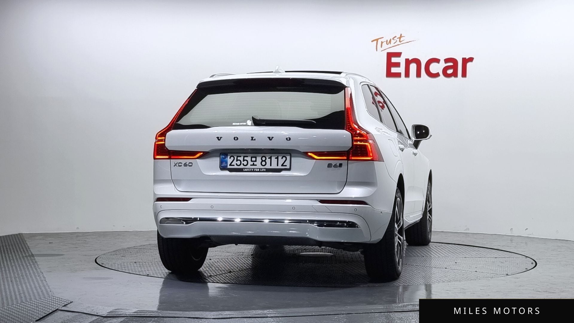 Volvo XC60 2025 — миниатюра 4